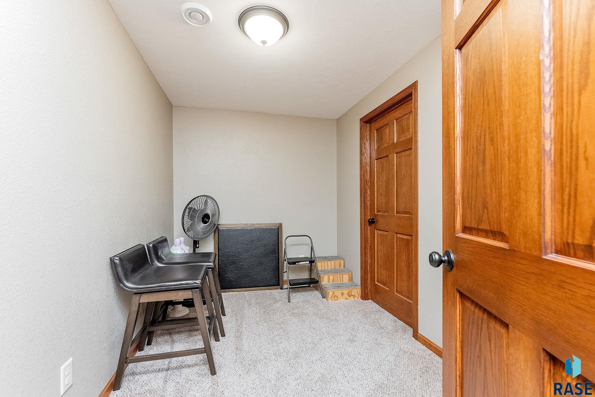 429 N 9th Ave Avenue, Brandon, South Dakota image 25