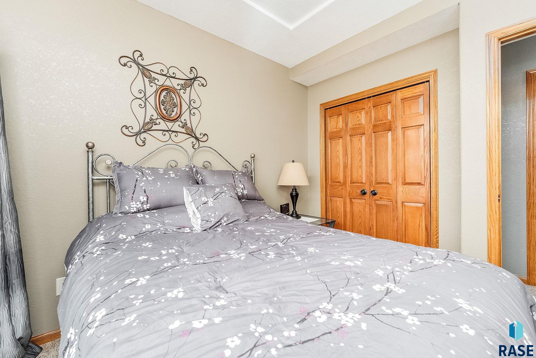 429 N 9th Ave Avenue, Brandon, South Dakota image 18