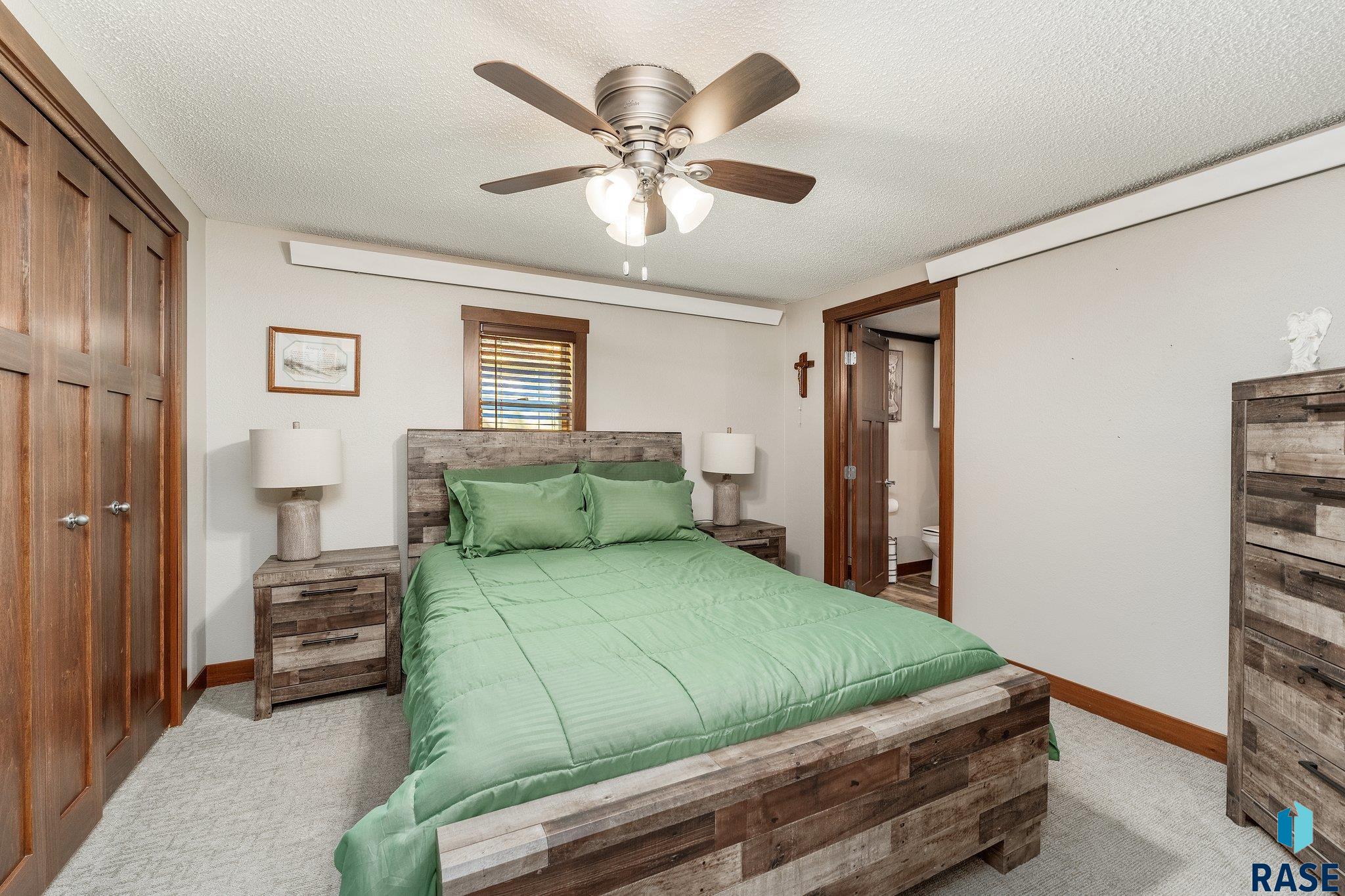 Chester, South Dakota 57016, United States, 3 Bedrooms Bedrooms, ,2 BathroomsBathrooms,Residential,Active,114756