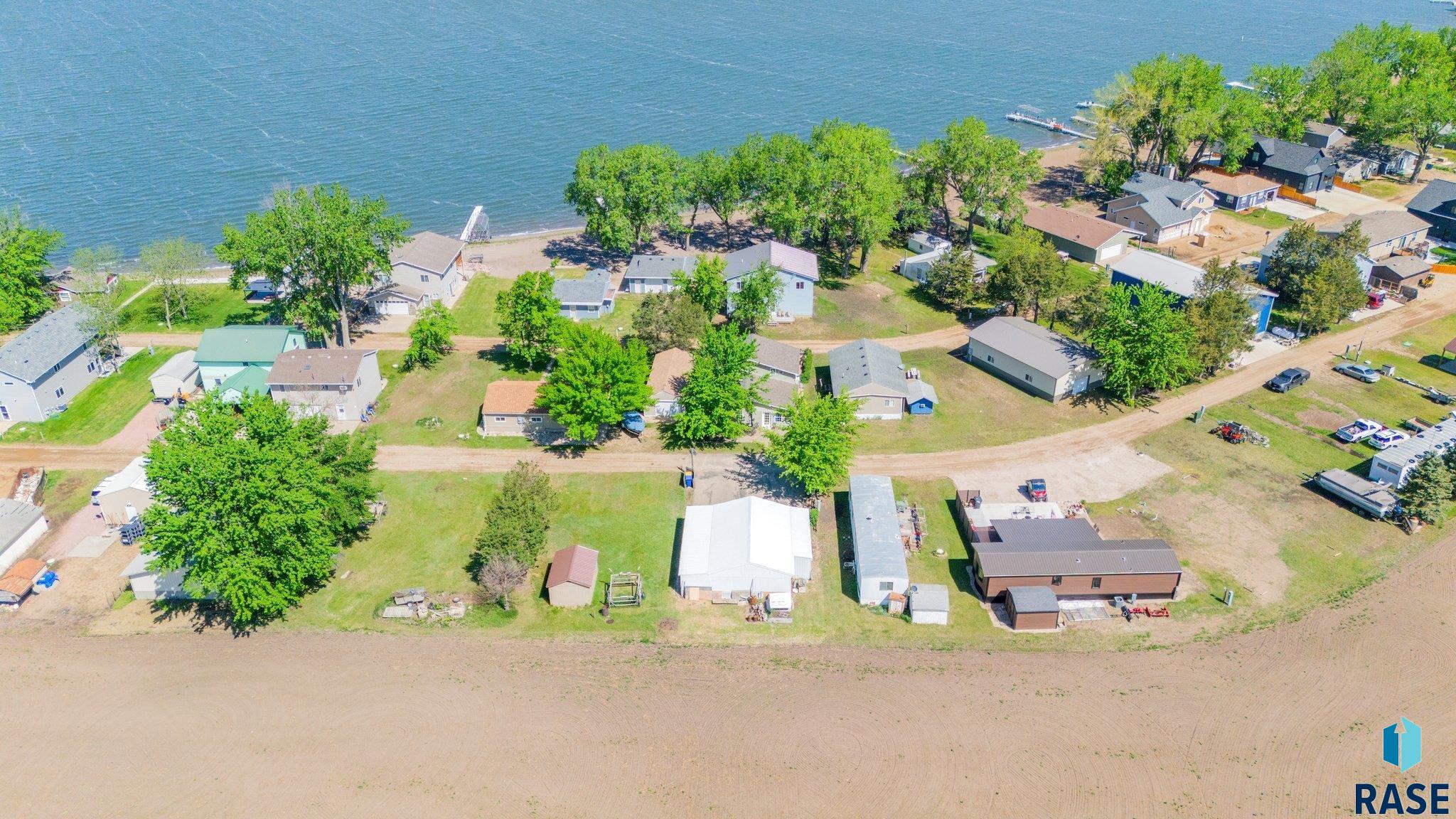 Chester, South Dakota 57016, United States, 3 Bedrooms Bedrooms, ,2 BathroomsBathrooms,Residential,Active,114756