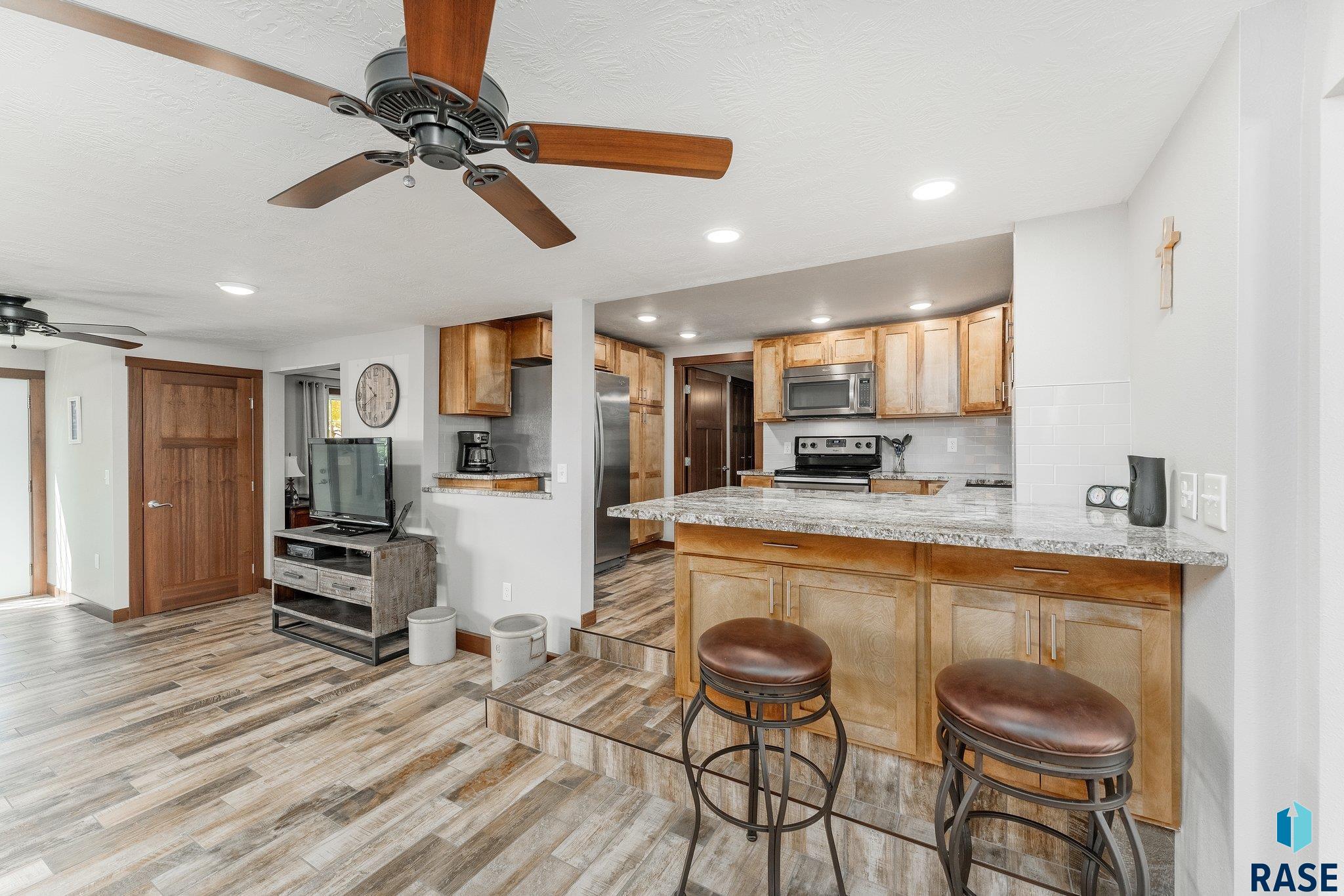 Chester, South Dakota 57016, United States, 3 Bedrooms Bedrooms, ,2 BathroomsBathrooms,Residential,Active,114756