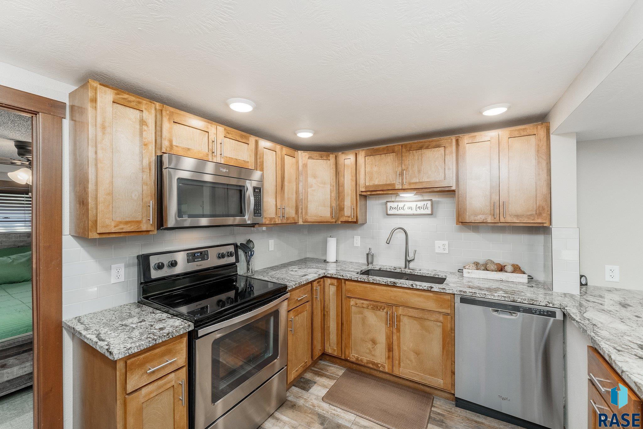 Chester, South Dakota 57016, United States, 3 Bedrooms Bedrooms, ,2 BathroomsBathrooms,Residential,Active,114756