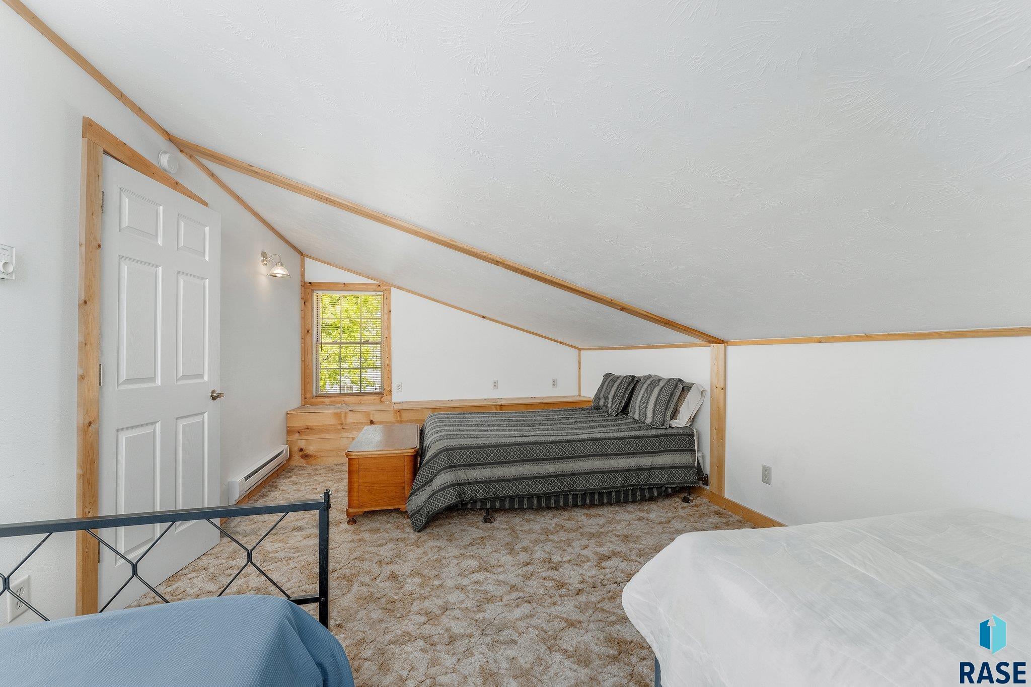 Chester, South Dakota 57016, United States, 3 Bedrooms Bedrooms, ,2 BathroomsBathrooms,Residential,Active,114756