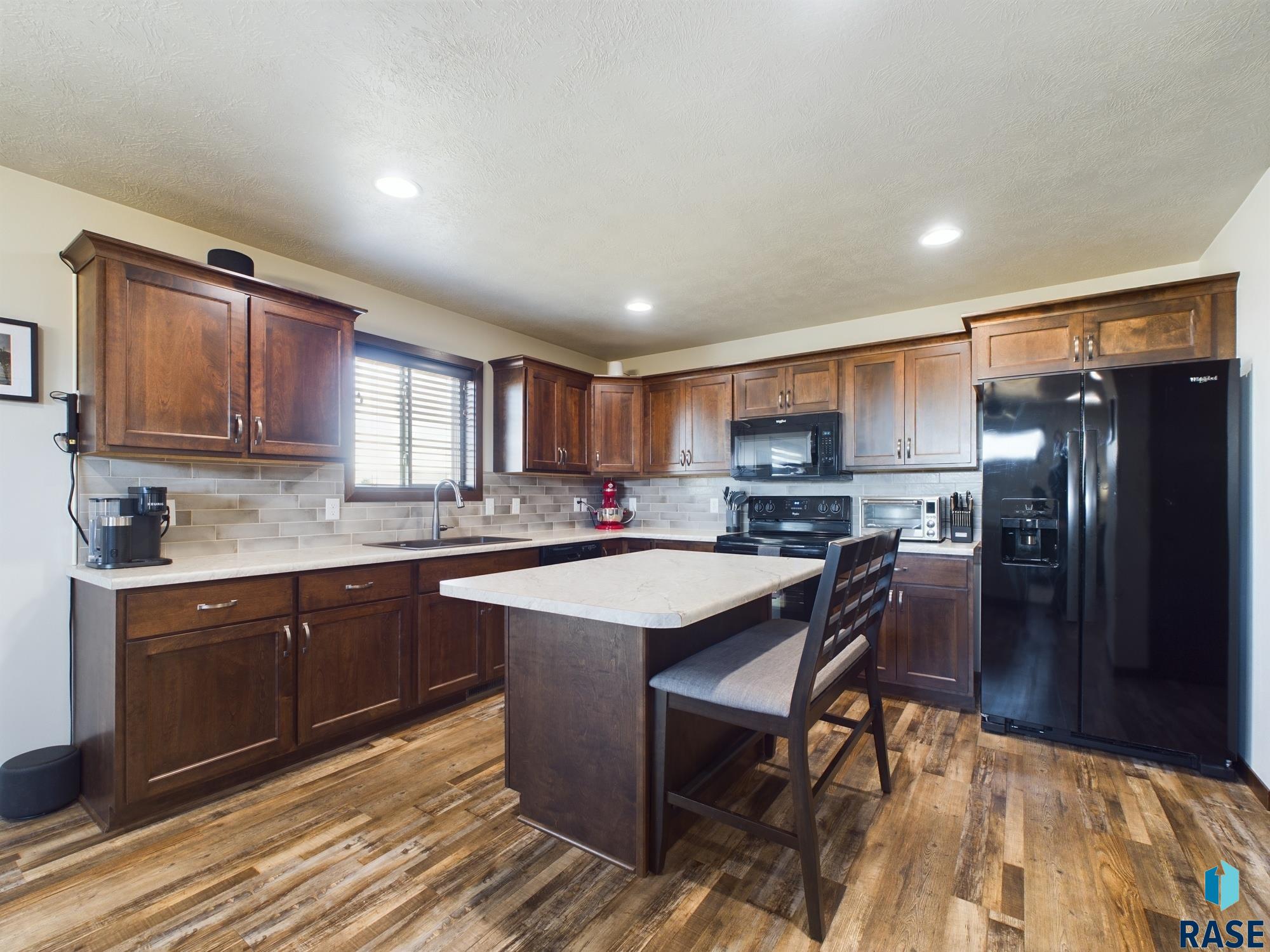 4201 N Knob Hill Ct Court, Sioux Falls, South Dakota image 4