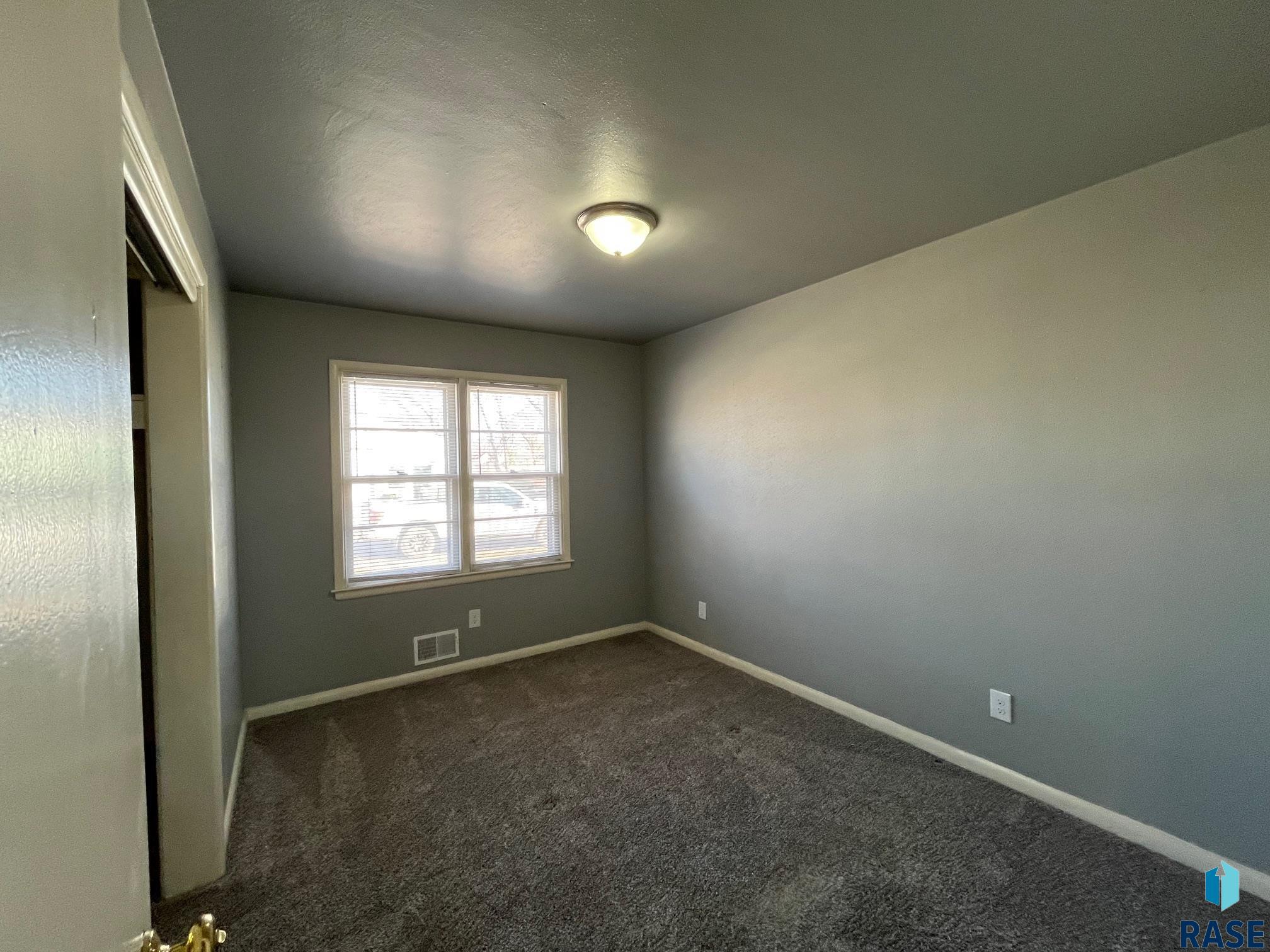 115 S Blair Ave Avenue, Canton, South Dakota image 17