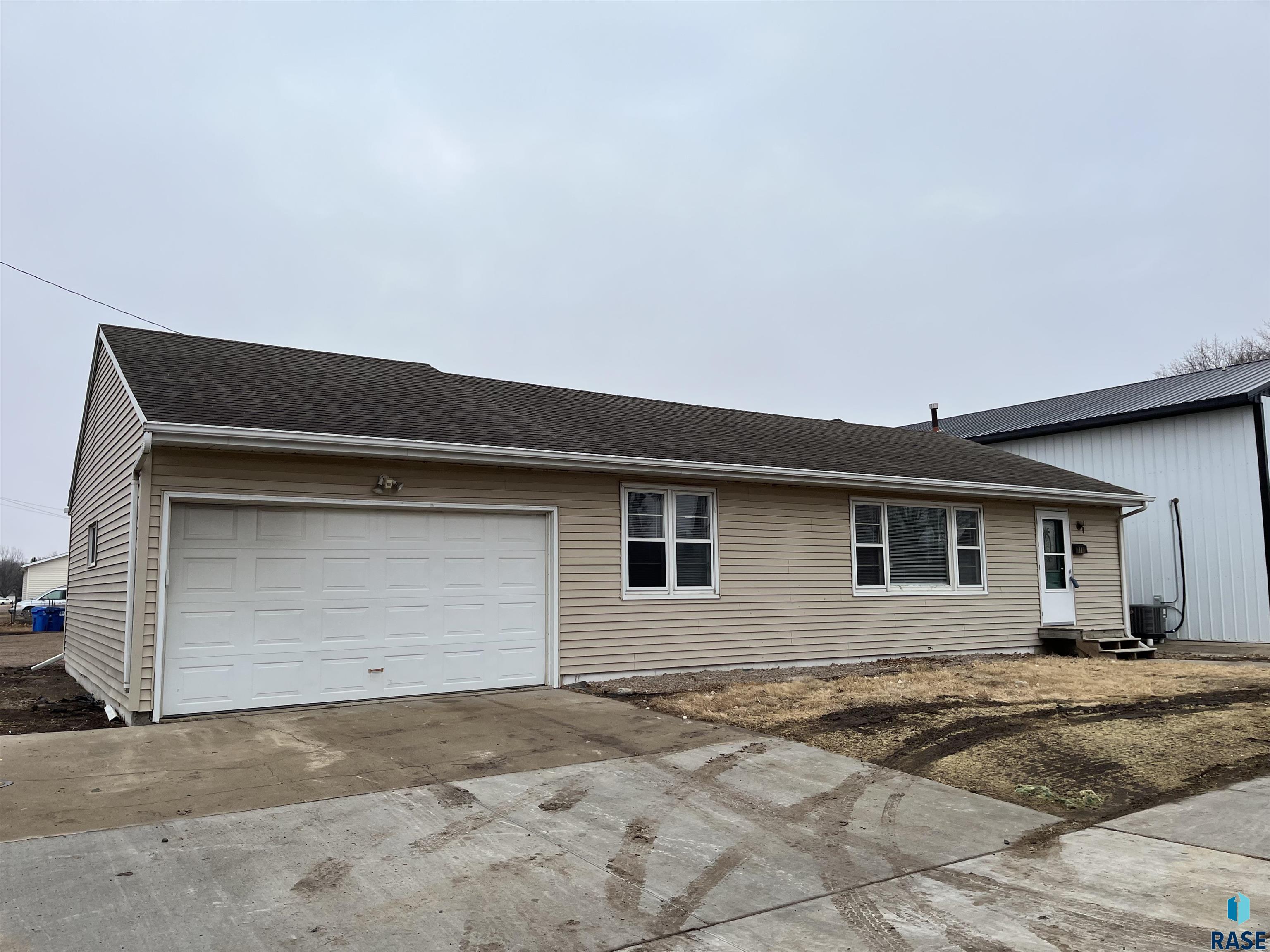115 S Blair Ave Avenue, Canton, South Dakota image 2