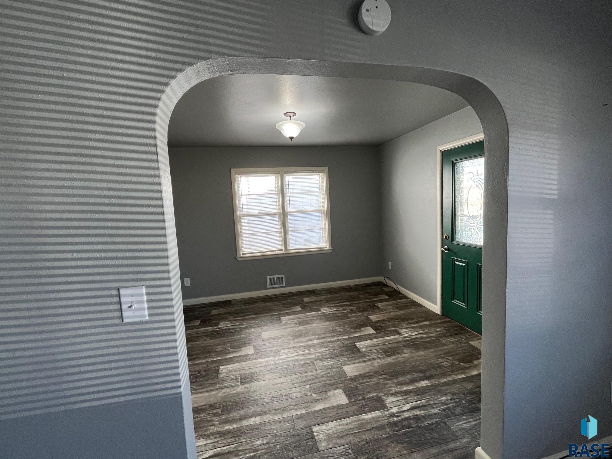 115 S Blair Ave Avenue, Canton, South Dakota image 7