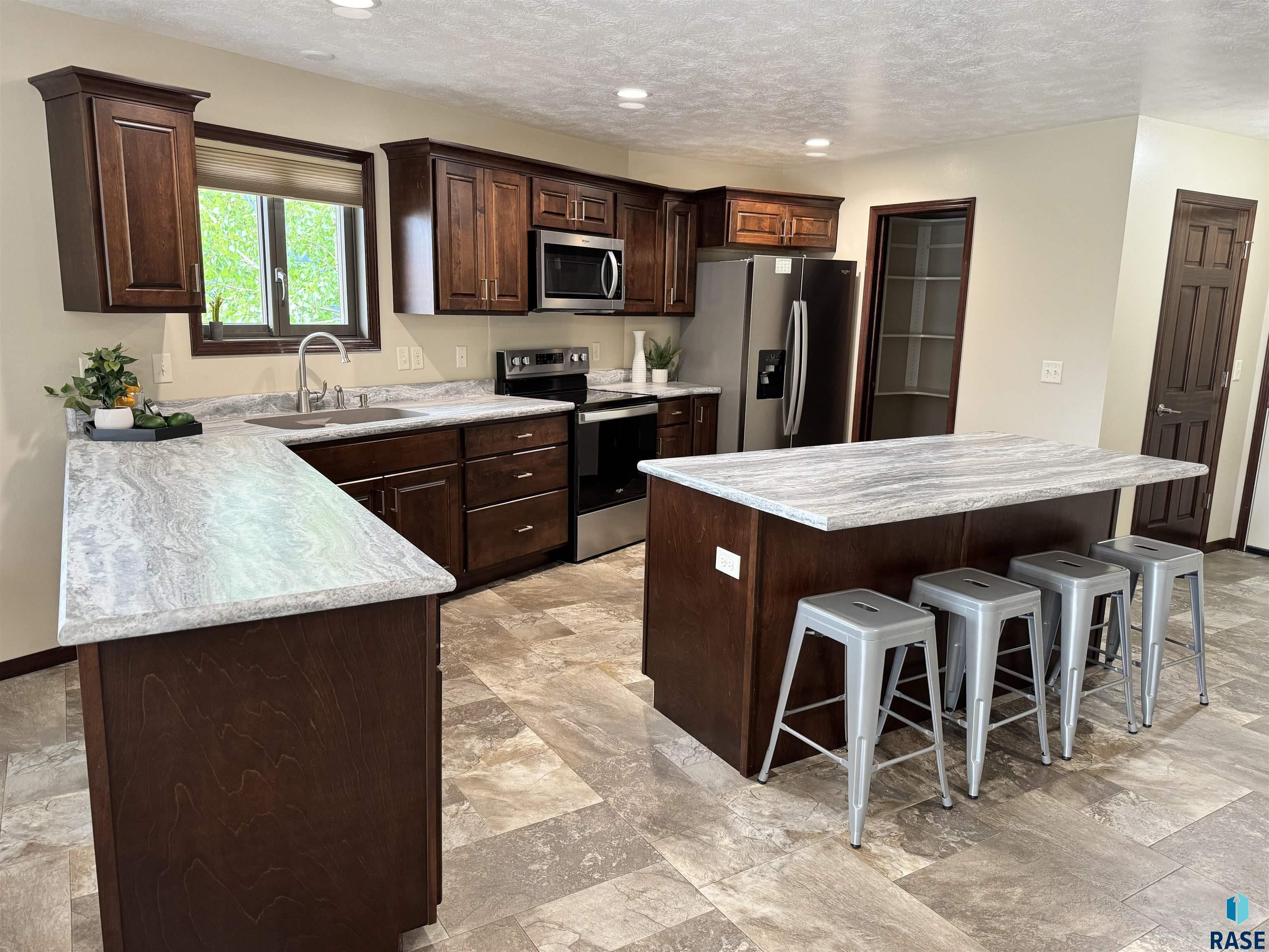 504 Cedar Dr Drive, Harrisburg, South Dakota image 11
