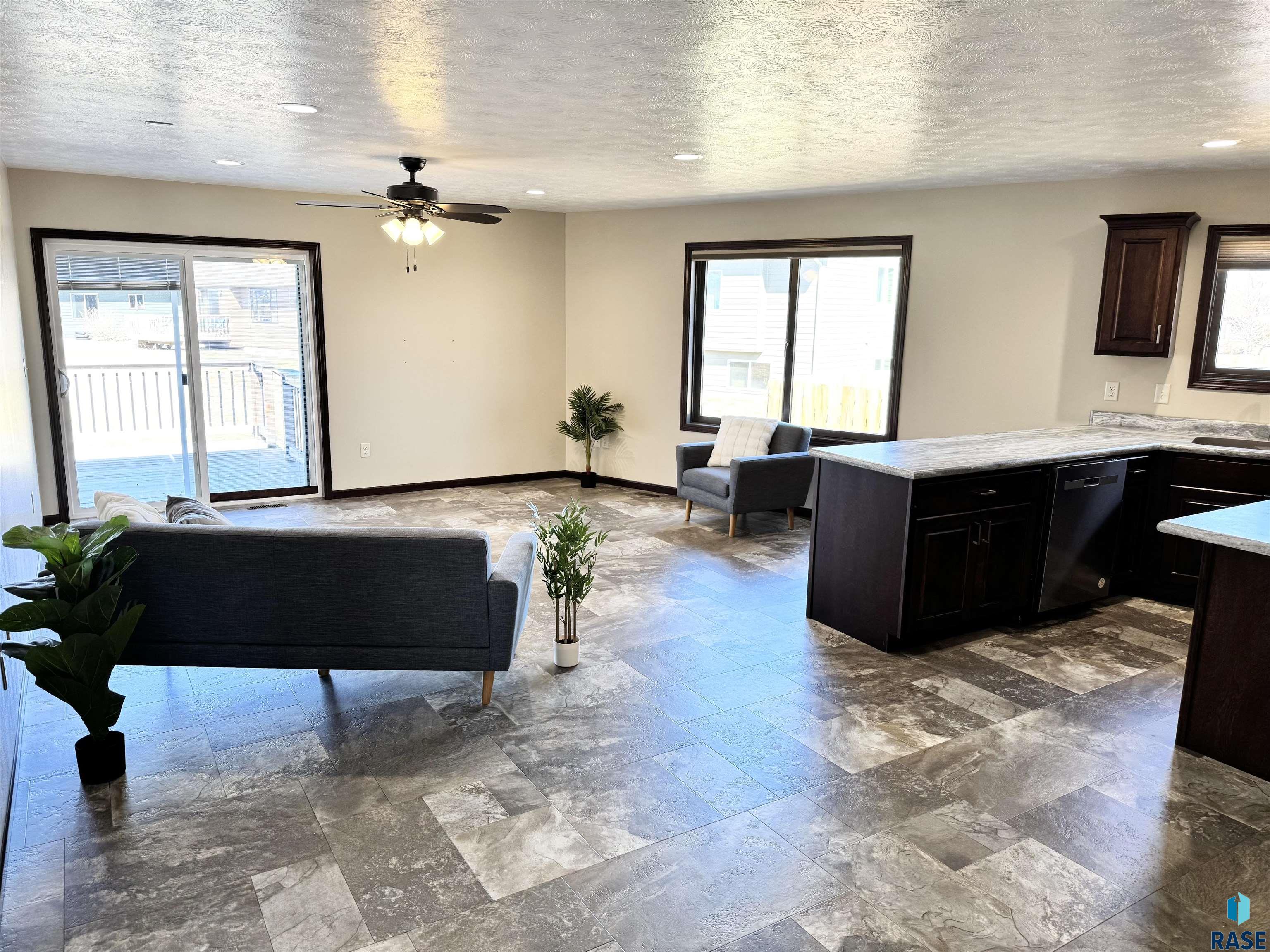 504 Cedar Dr Drive, Harrisburg, South Dakota image 5