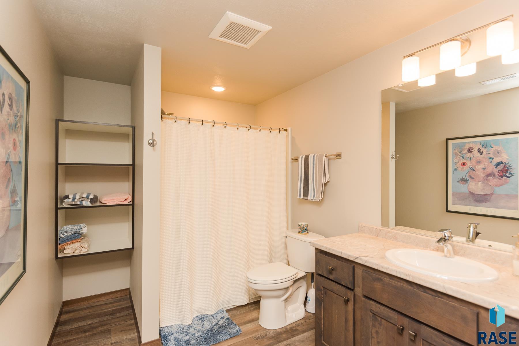 1102 N Brennan Ct Court, Sioux Falls, South Dakota image 34
