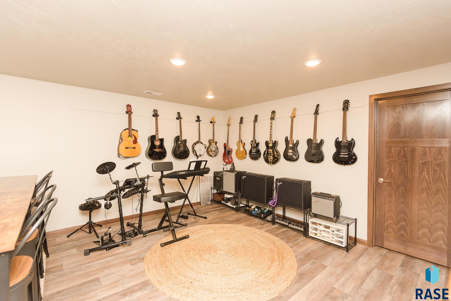 1102 N Brennan Ct Court, Sioux Falls, South Dakota image 28