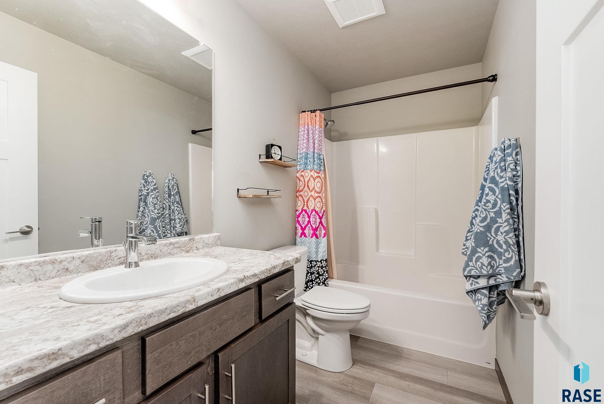 6712 E Heartgold St Street, Sioux Falls, New Jersey image 12