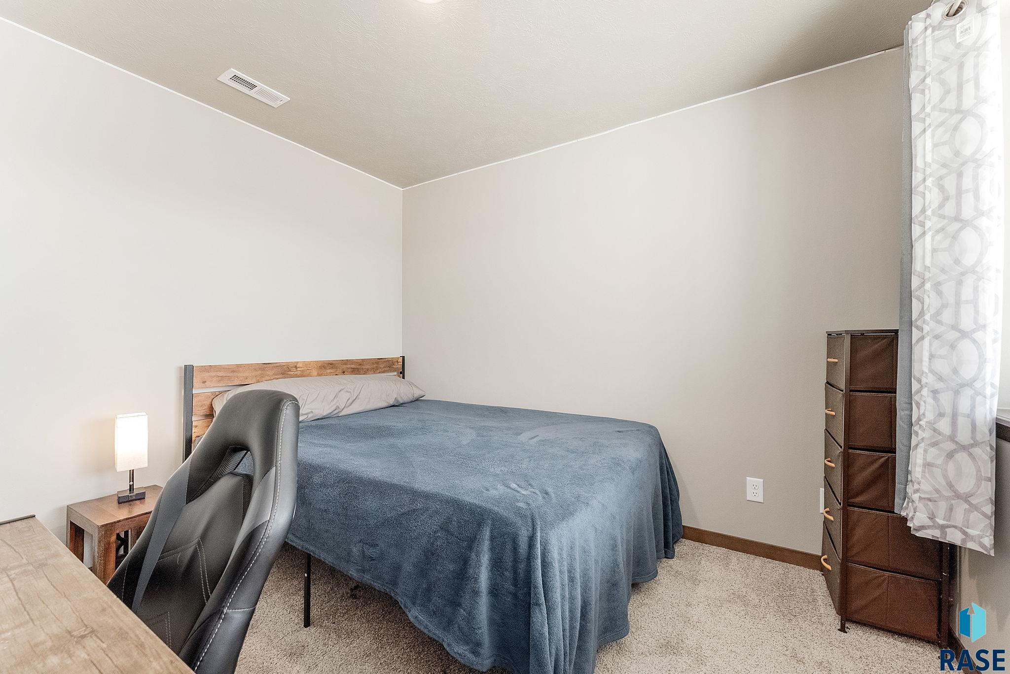 6712 E Heartgold St Street, Sioux Falls, New Jersey image 13