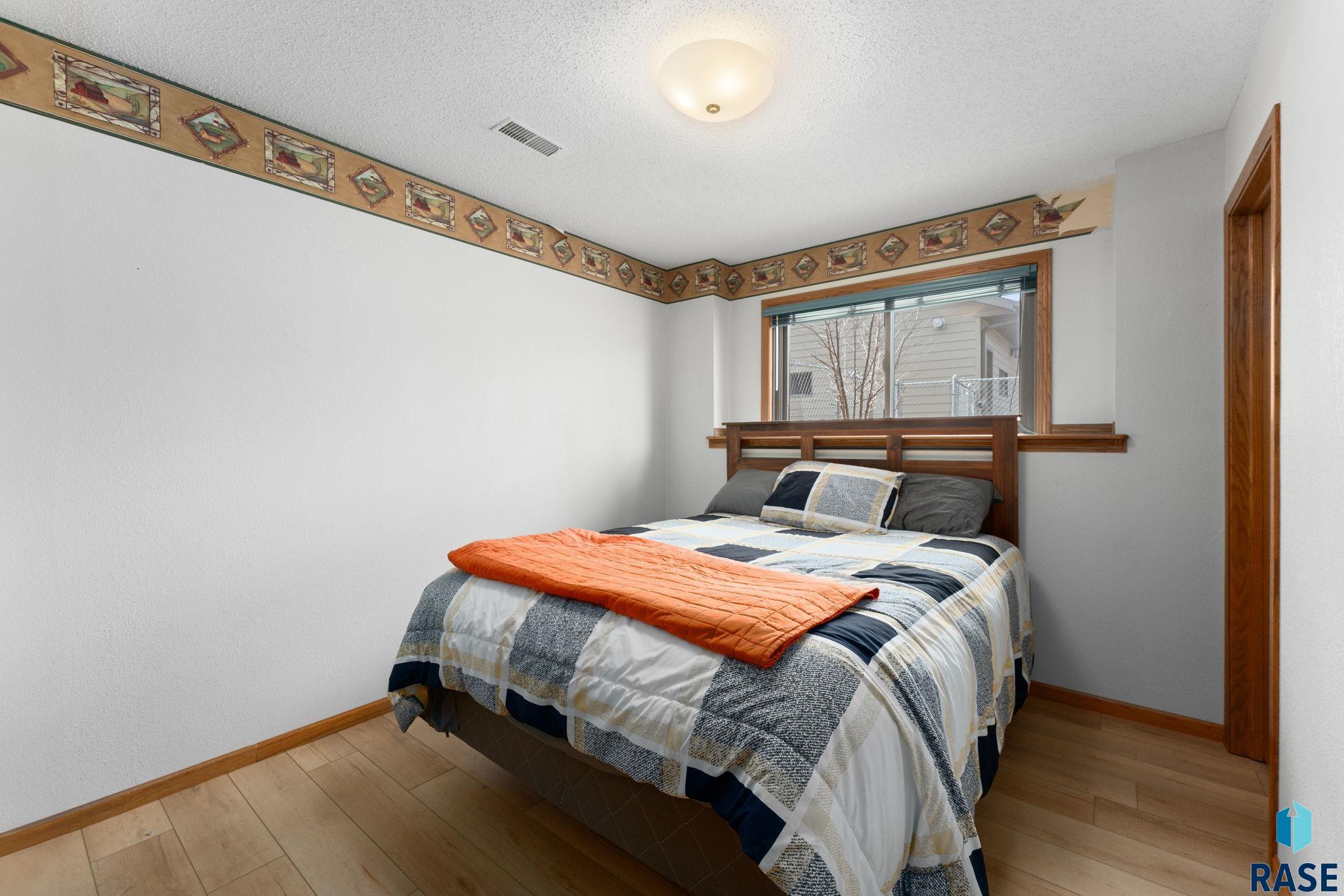 304 Birchwood Cir Circle, Brandon, South Dakota image 20