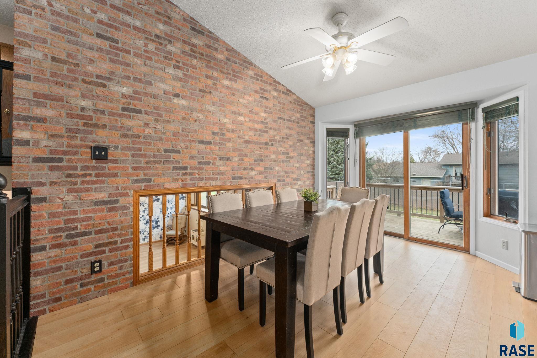 304 Birchwood Cir Circle, Brandon, South Dakota image 12