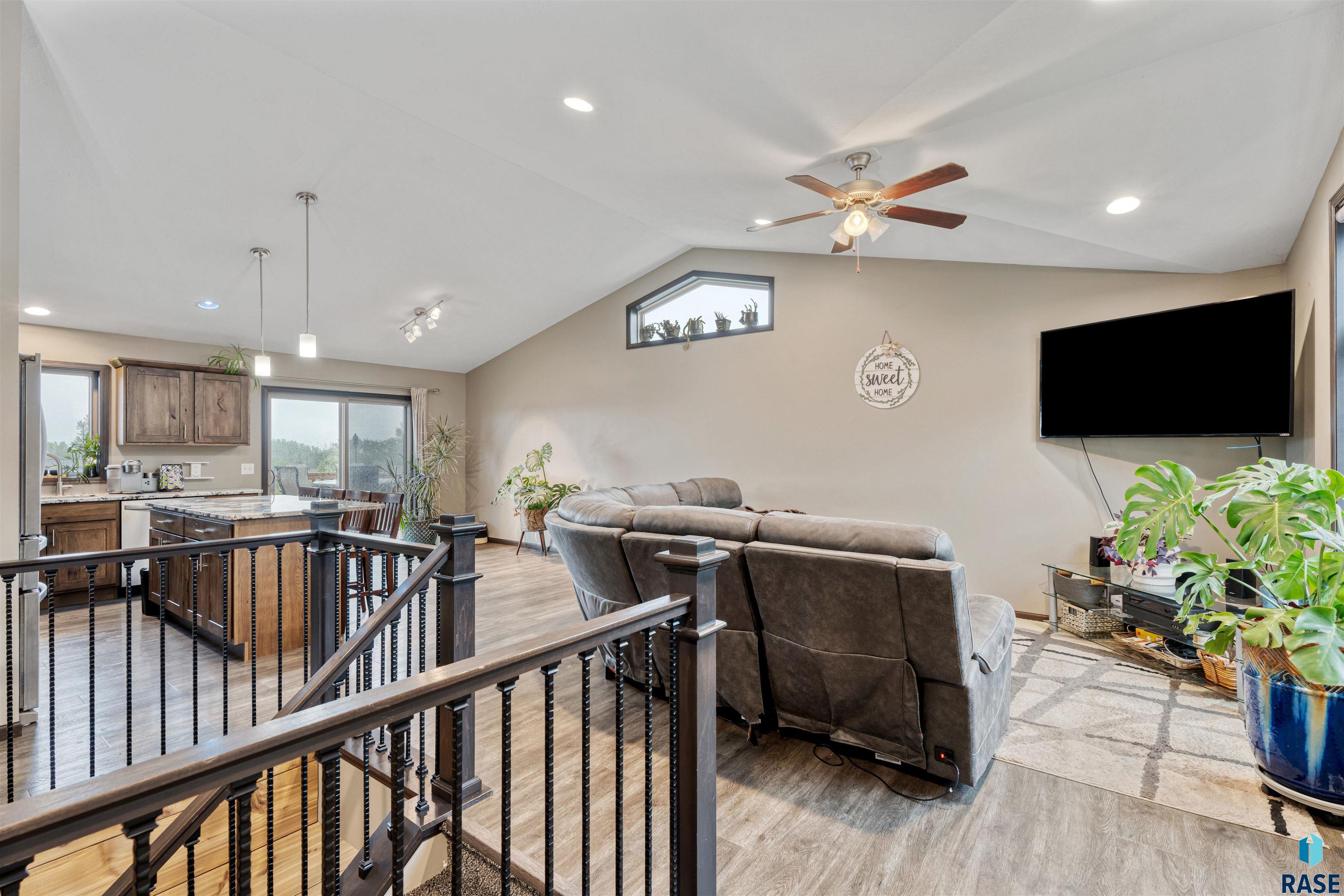 1716 E Tracy Ln Lane, Sioux Falls, New Jersey image 4