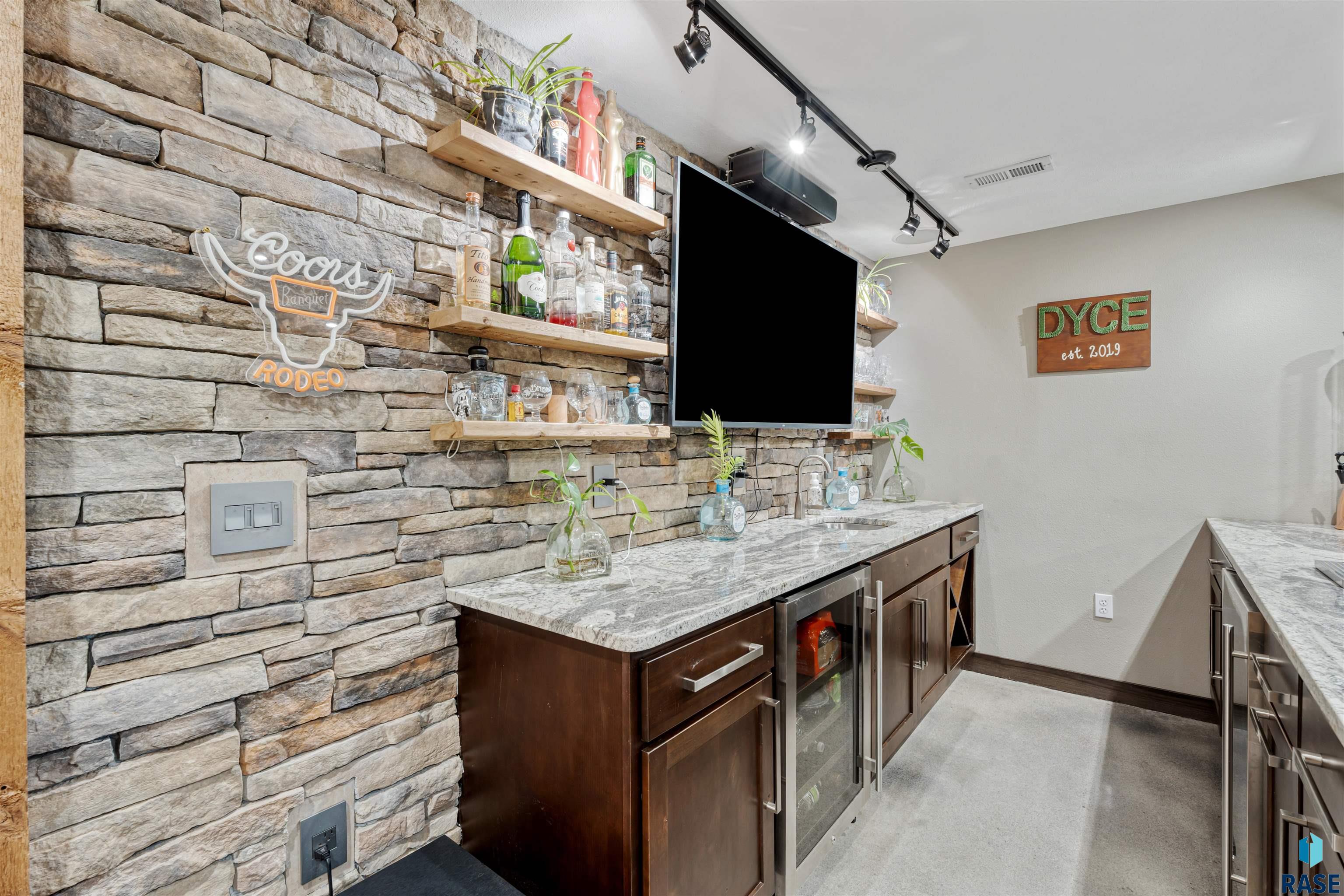 1716 E Tracy Ln Lane, Sioux Falls, New Jersey image 24