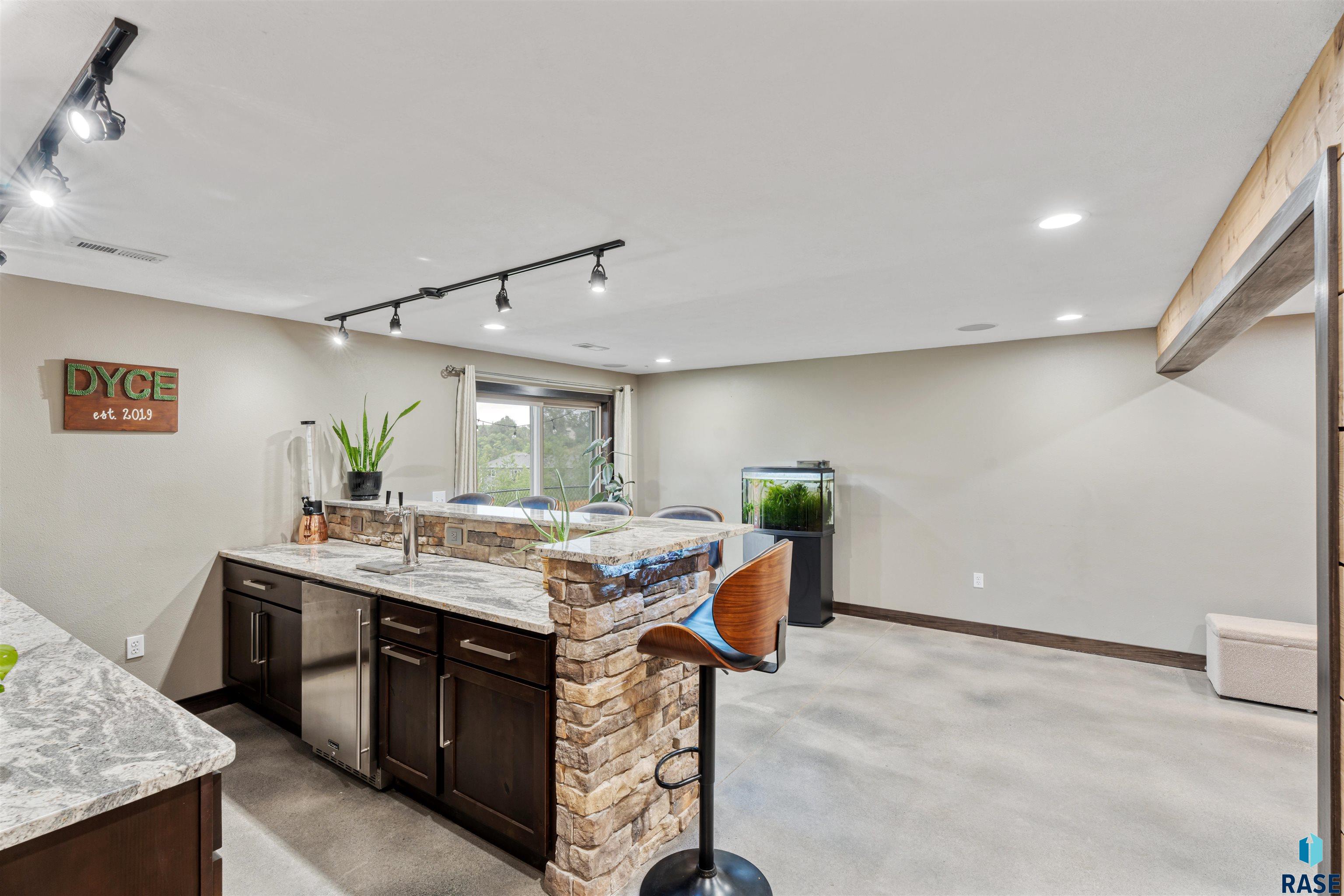 1716 E Tracy Ln Lane, Sioux Falls, New Jersey image 21