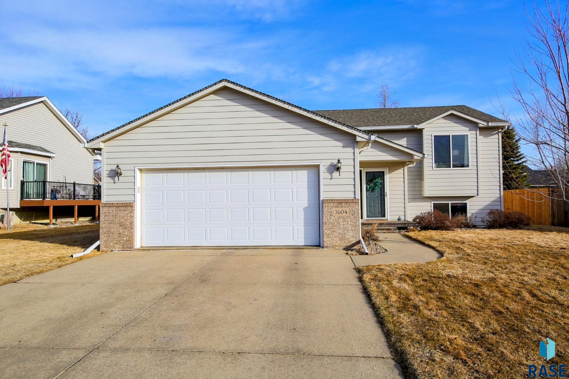7604 W Leah St Street, Sioux Falls, South Dakota image 2