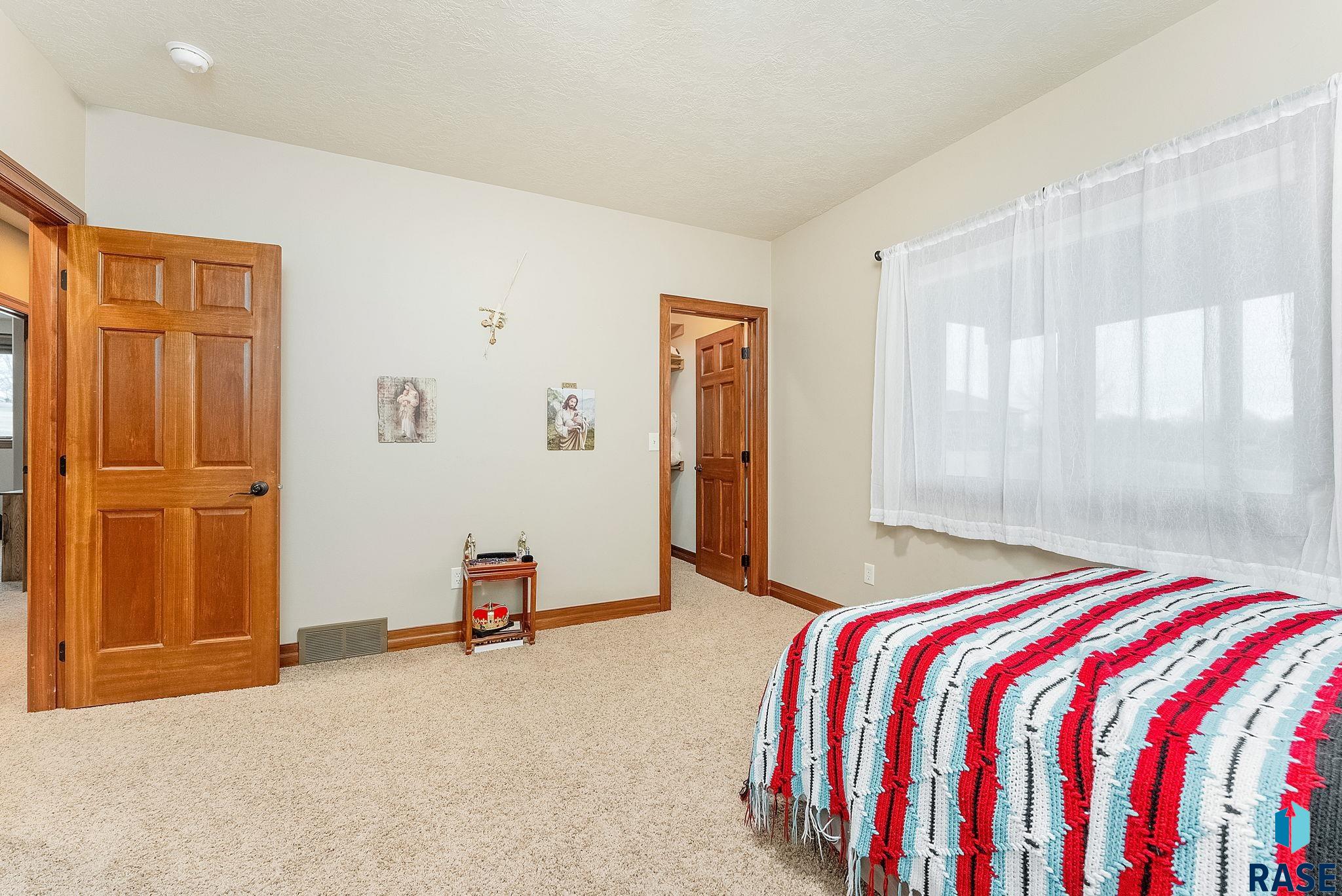 435 N Chestnut Blvd Boulevard, Brandon, South Dakota image 34