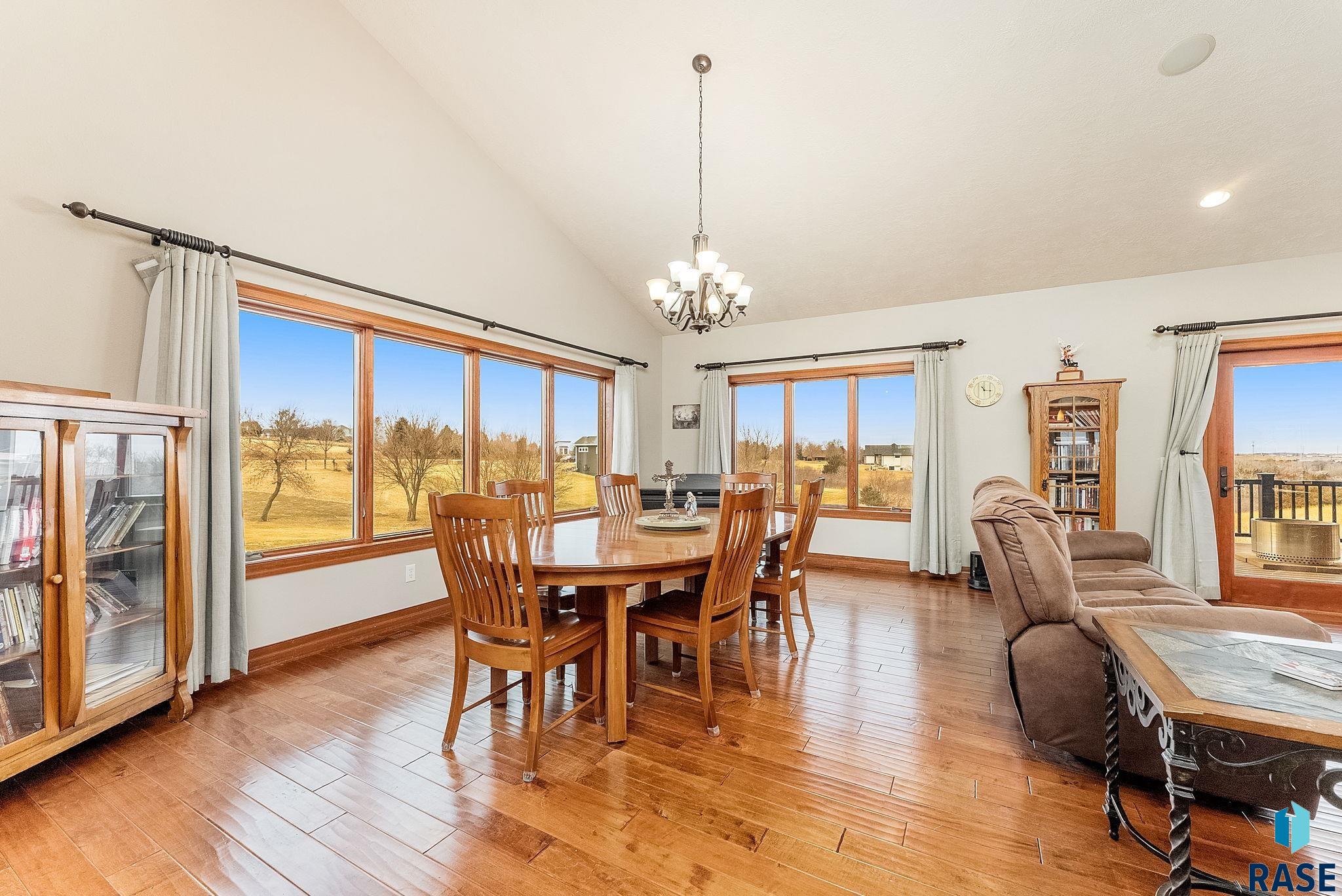 435 N Chestnut Blvd Boulevard, Brandon, South Dakota image 12