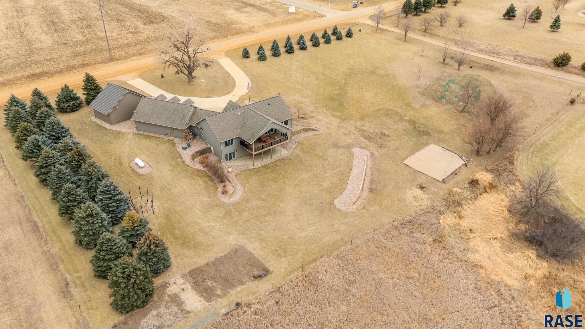 435 N Chestnut Blvd Boulevard, Brandon, South Dakota image 2