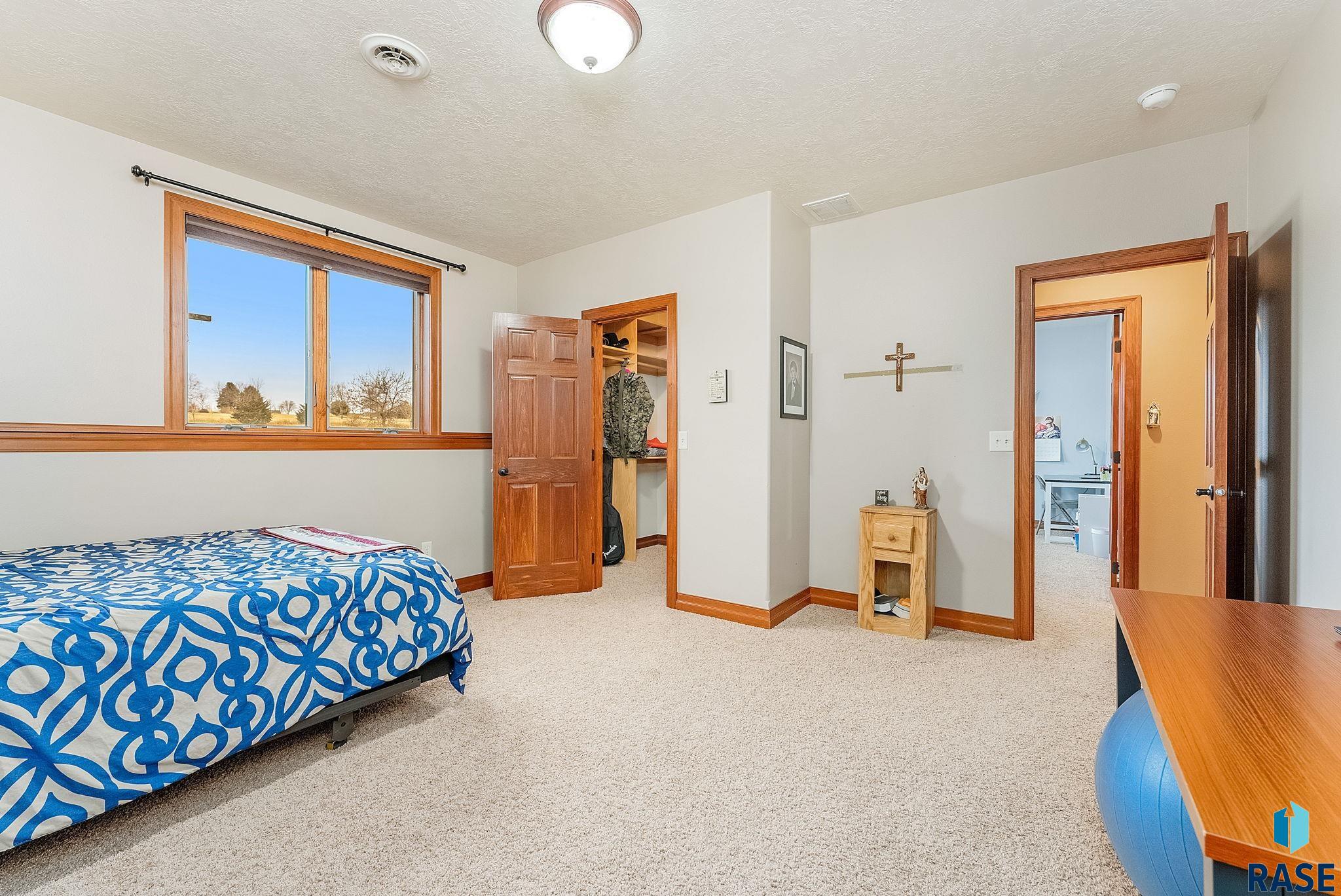 435 N Chestnut Blvd Boulevard, Brandon, South Dakota image 32