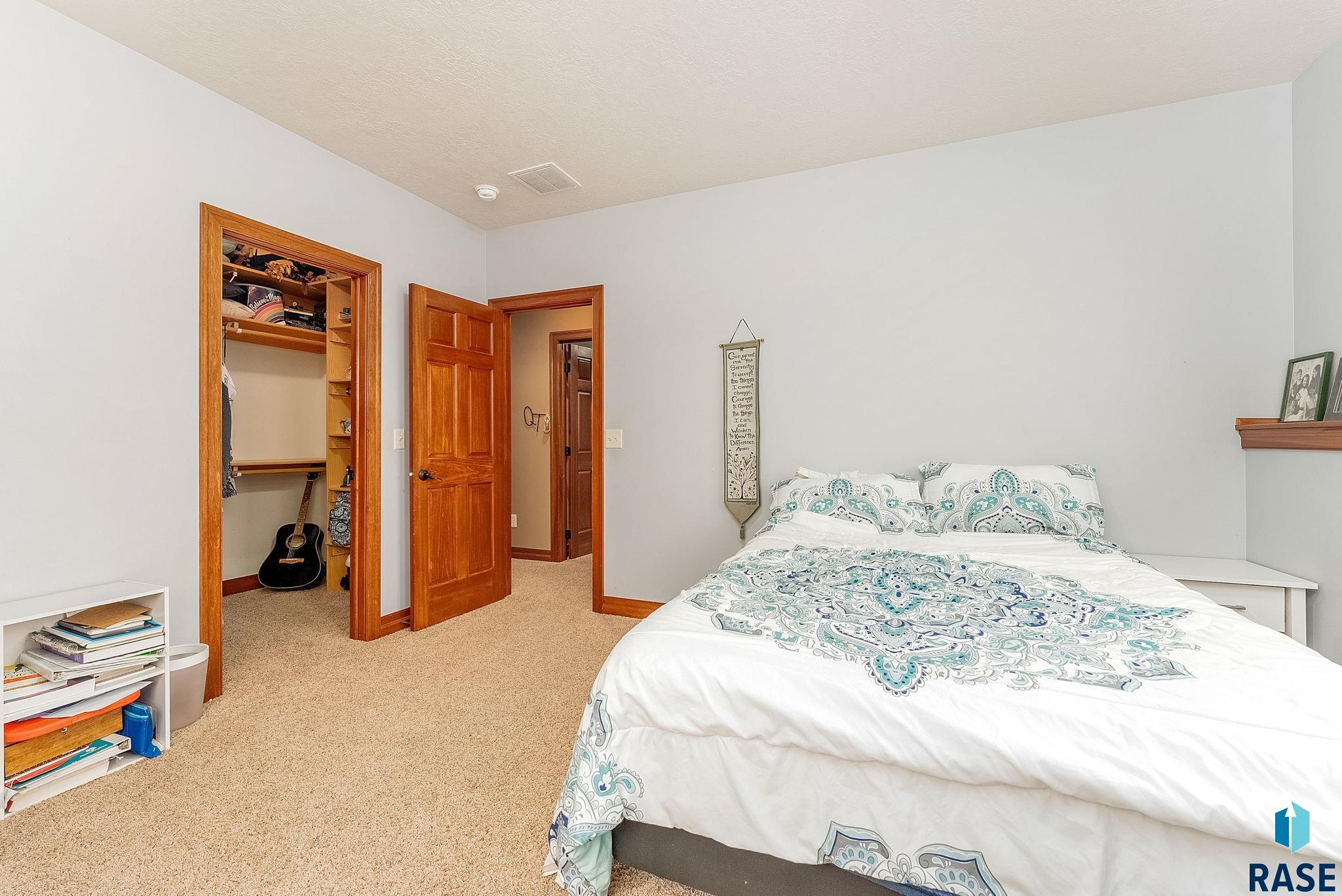 435 N Chestnut Blvd Boulevard, Brandon, South Dakota image 30