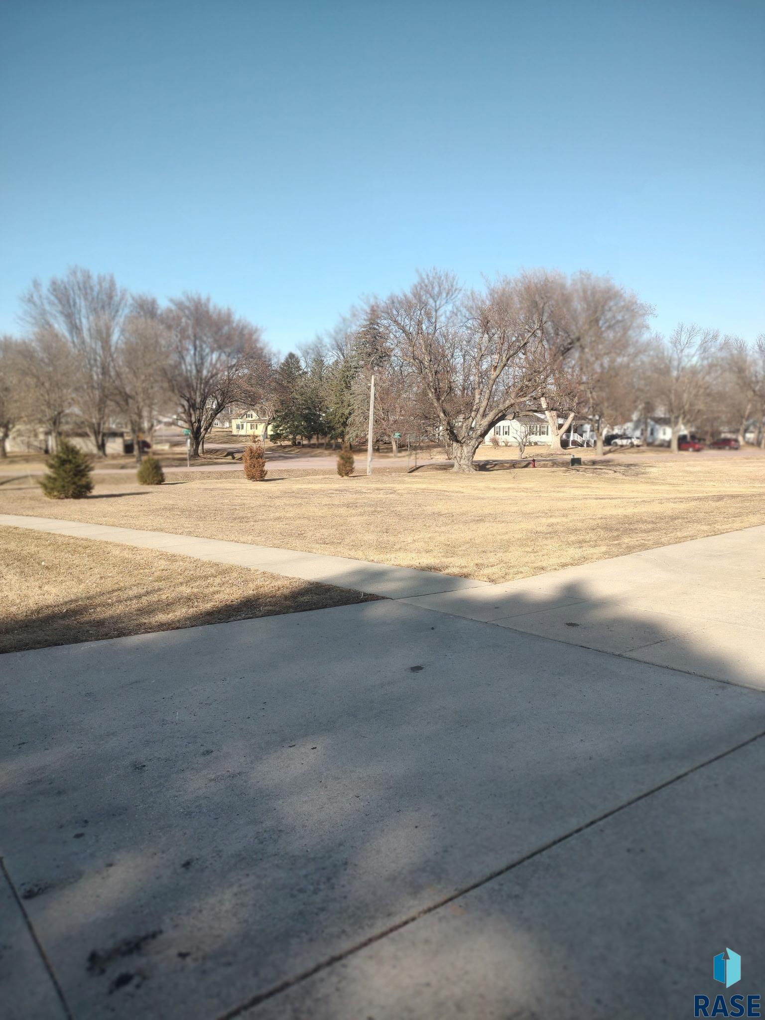 502 Kay Lee St Street, Valley Springs, South Dakota image 5