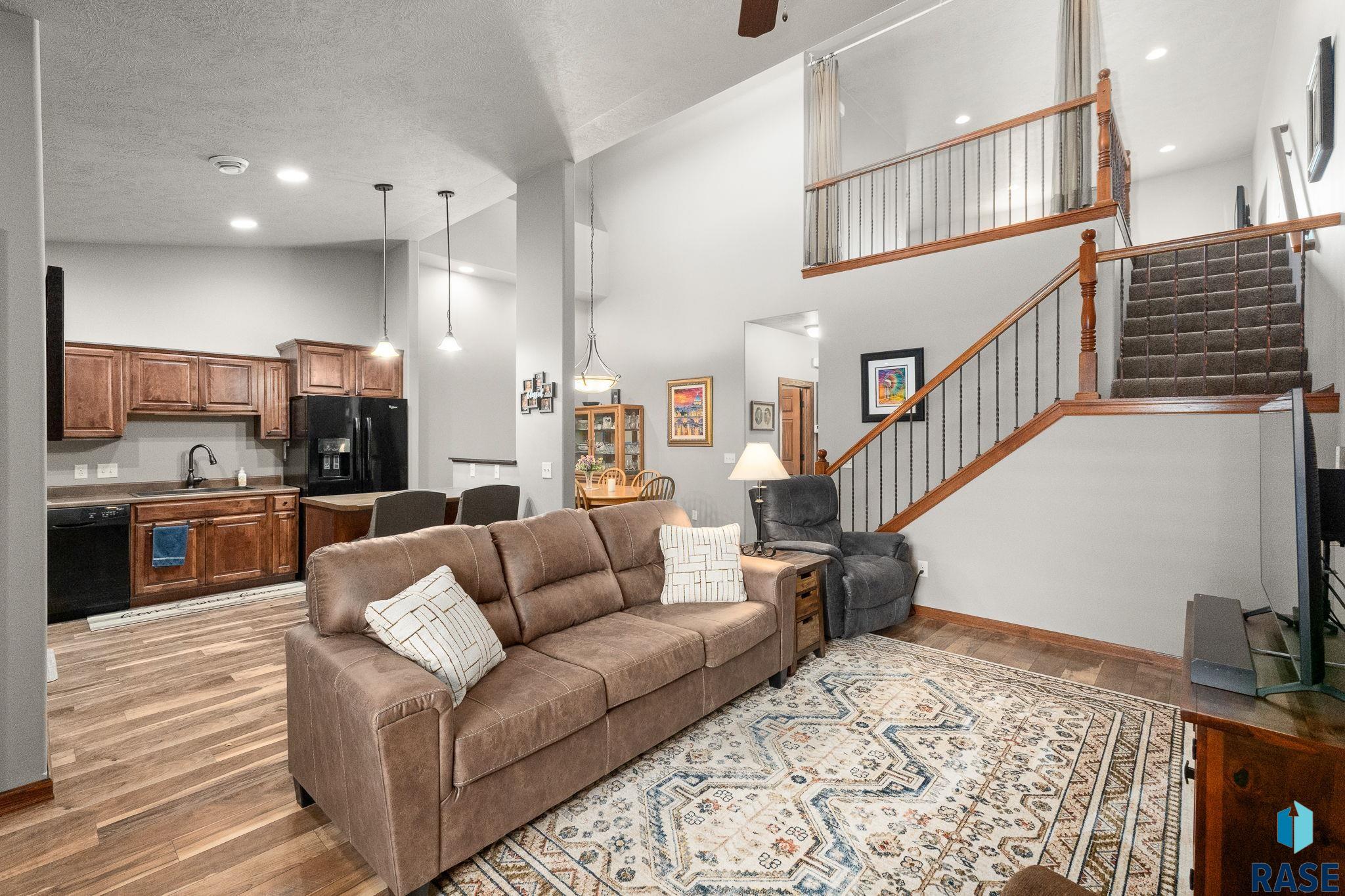 9262 W Norma Trl Trail, Sioux Falls, New Jersey image 2