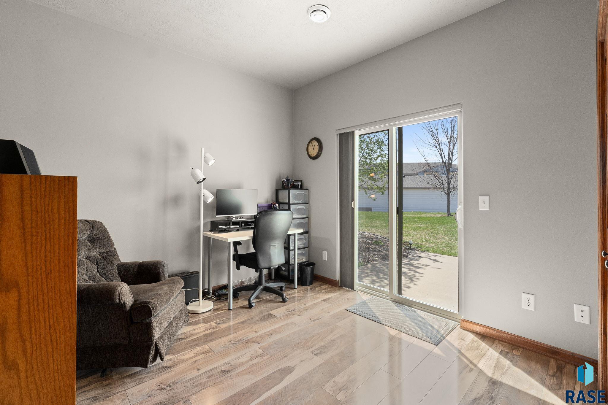 9262 W Norma Trl Trail, Sioux Falls, New Jersey image 8