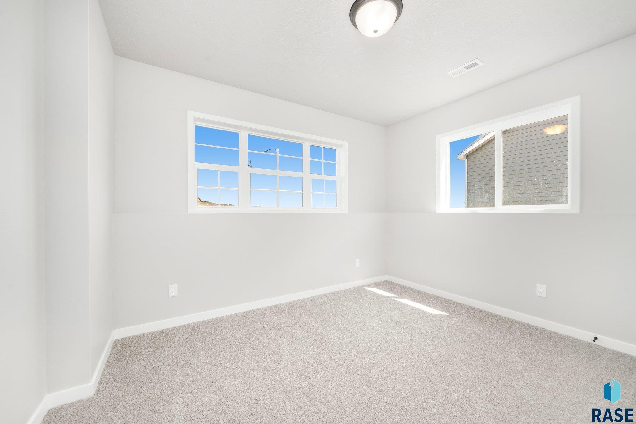 5936 S Coneflower Ave Avenue, Sioux Falls, South Dakota image 18