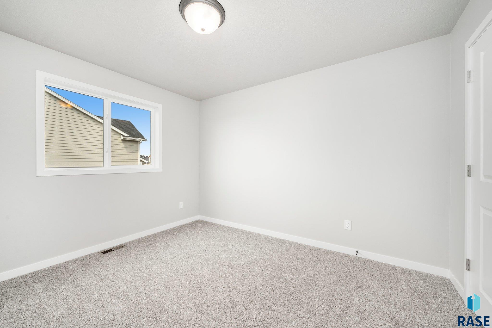 5936 S Coneflower Ave Avenue, Sioux Falls, South Dakota image 15