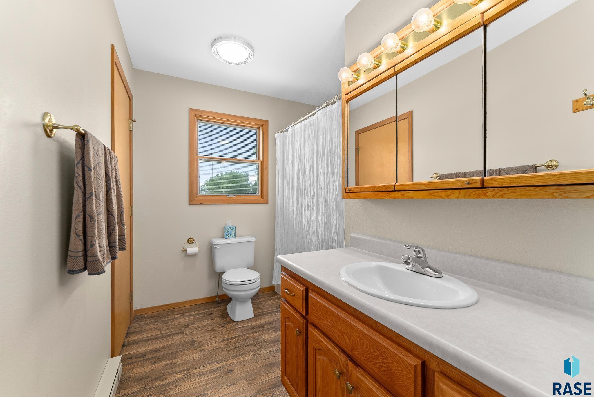 6616 Peninsula Pt Point, Wentworth, South Dakota image 25