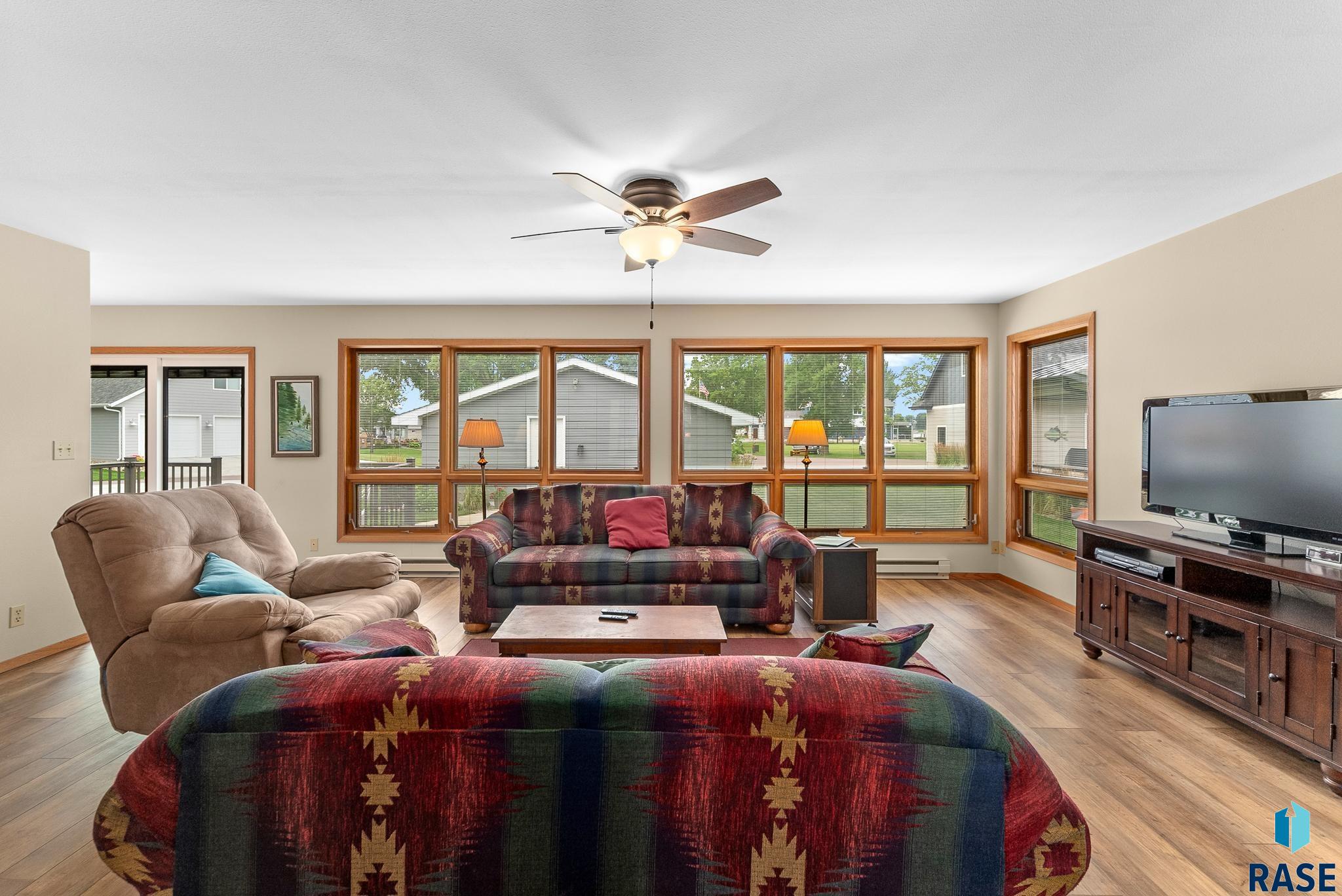 6616 Peninsula Pt Point, Wentworth, South Dakota image 44