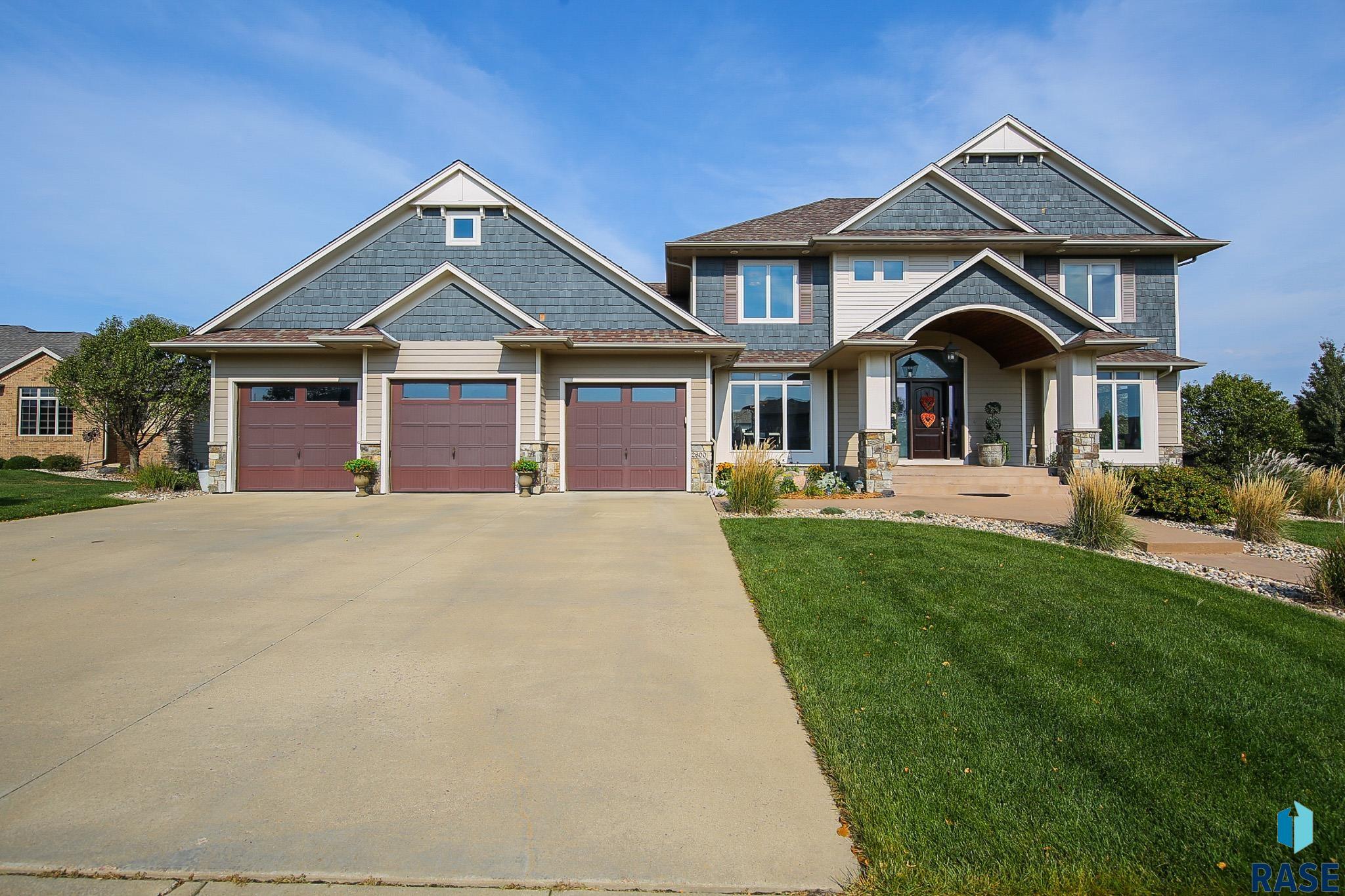 2600 W Ridgestone Cir Circle, Sioux Falls, South Dakota image 2