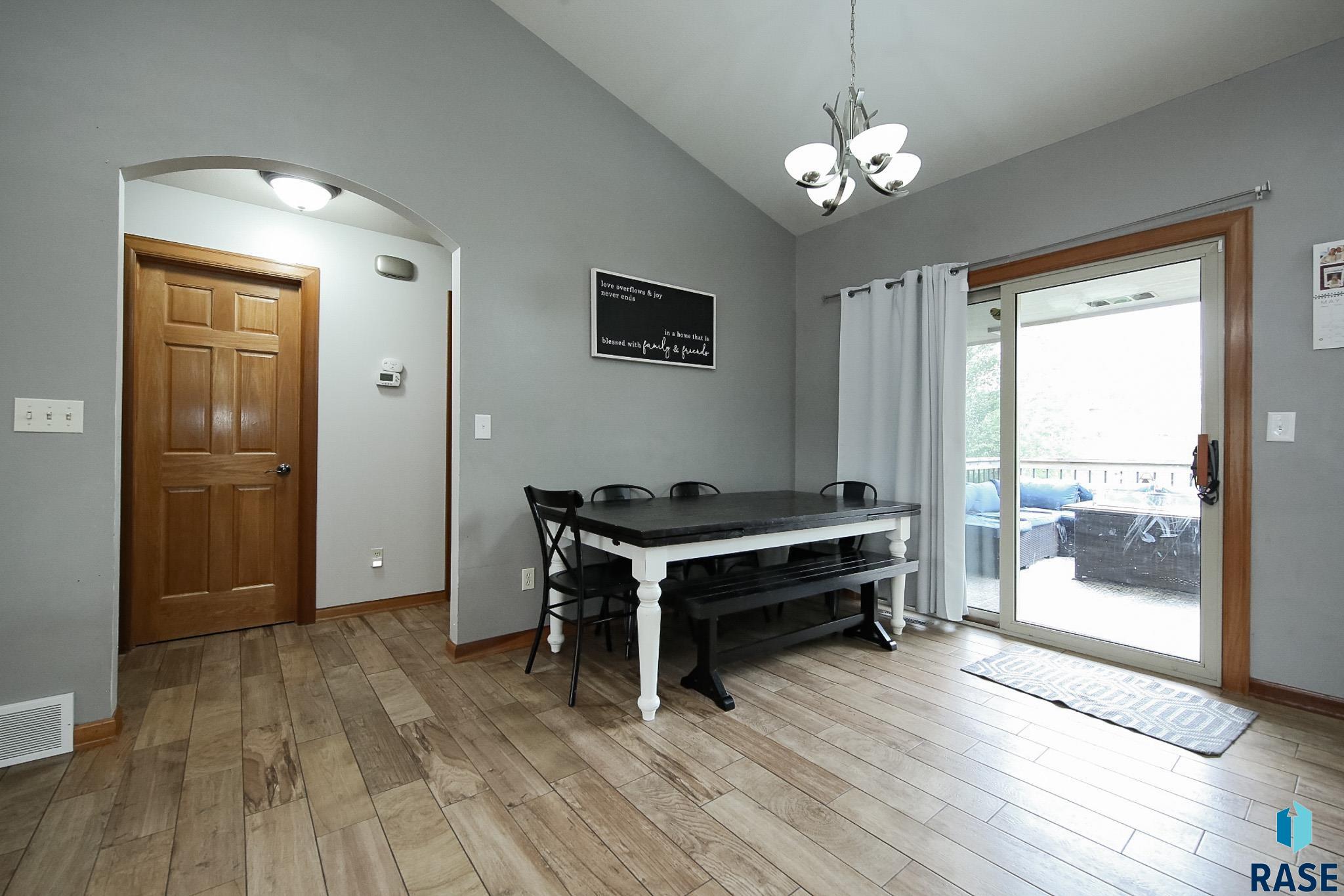 7524 W Boysenberry St Street, Sioux Falls, New Jersey image 10