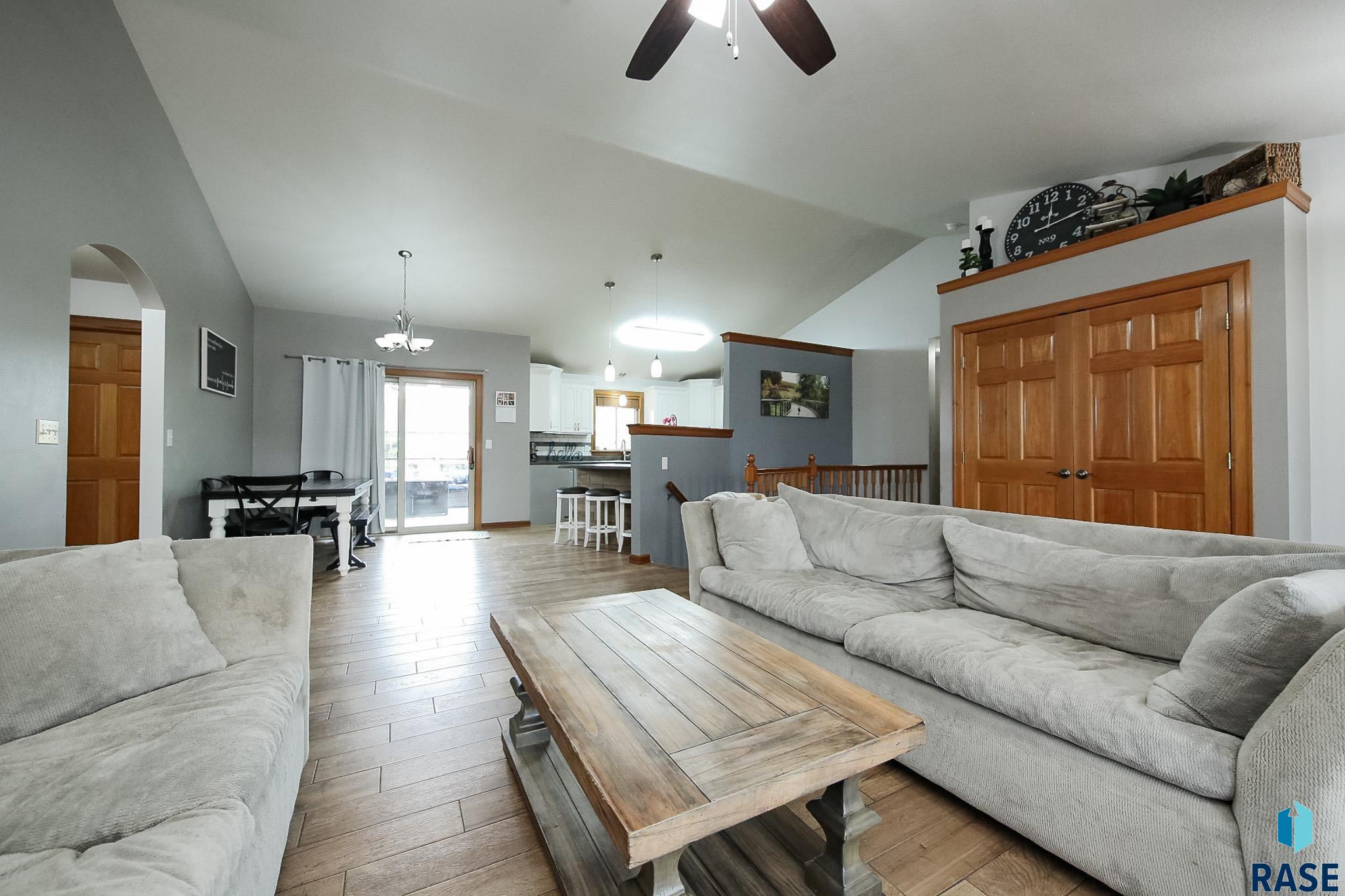 7524 W Boysenberry St Street, Sioux Falls, New Jersey image 8