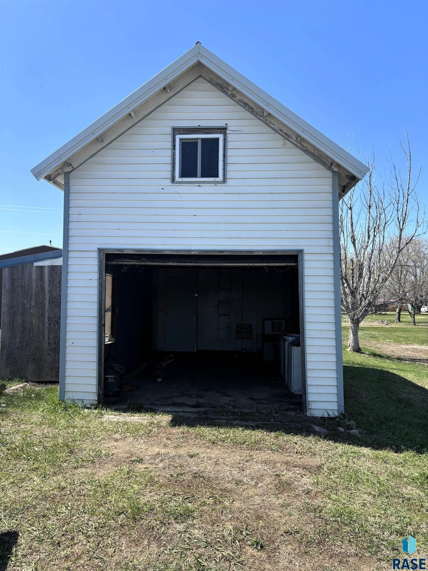 602 S 2nd Ave Avenue, Woonsocket, New Jersey image 16