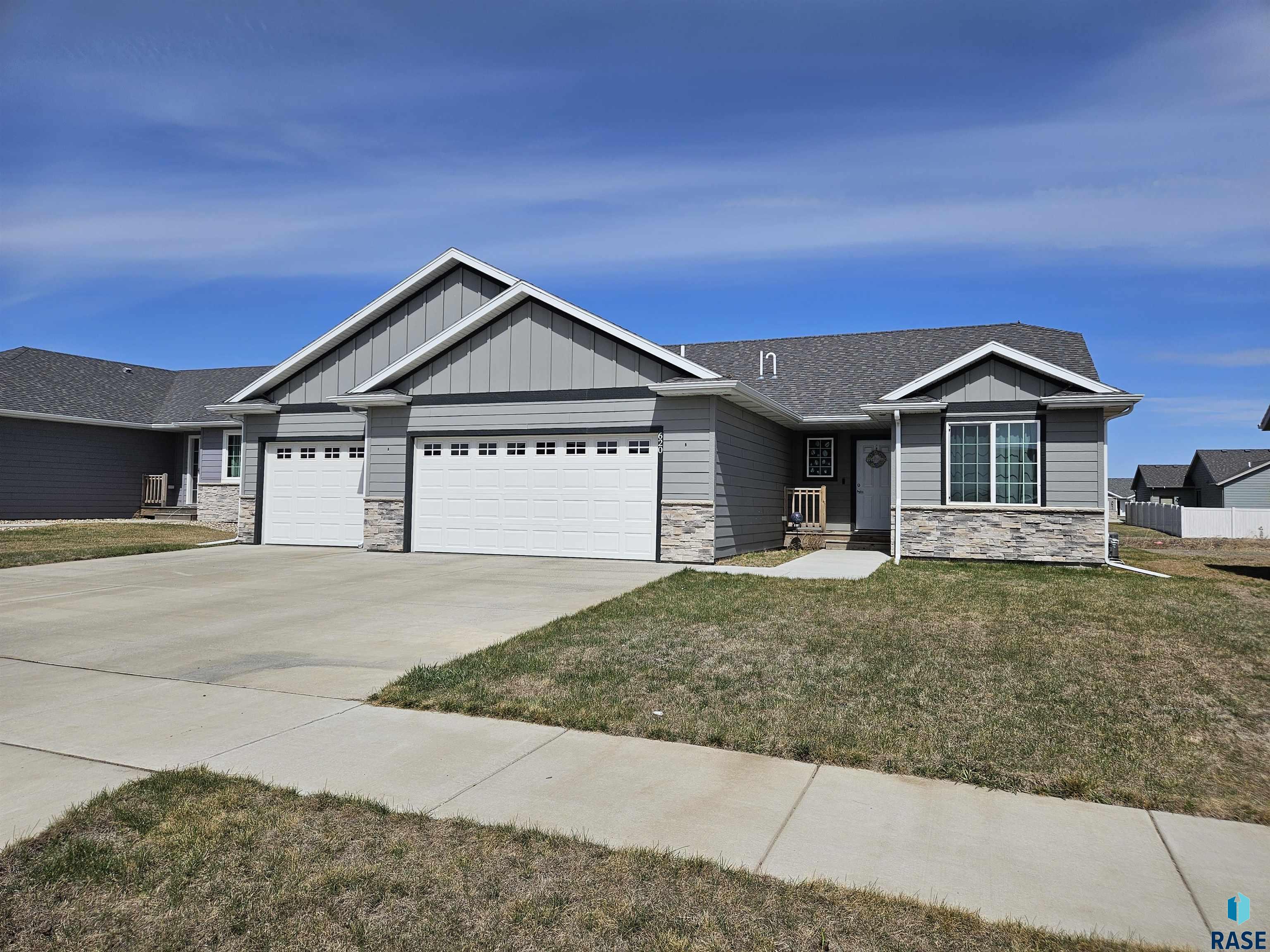 620 Prairieside Trl Trail, Harrisburg, South Dakota image 2
