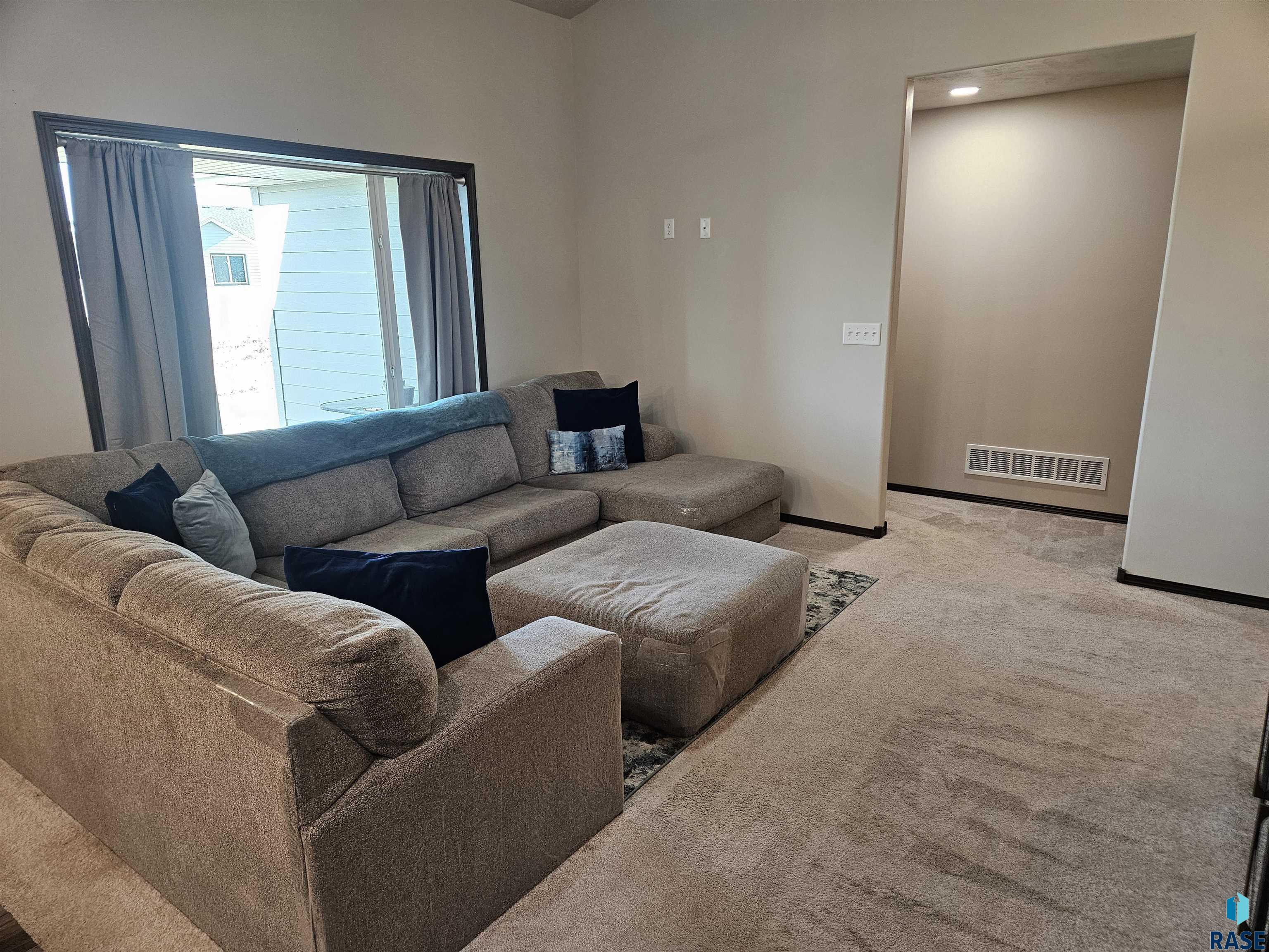 620 Prairieside Trl Trail, Harrisburg, South Dakota image 4