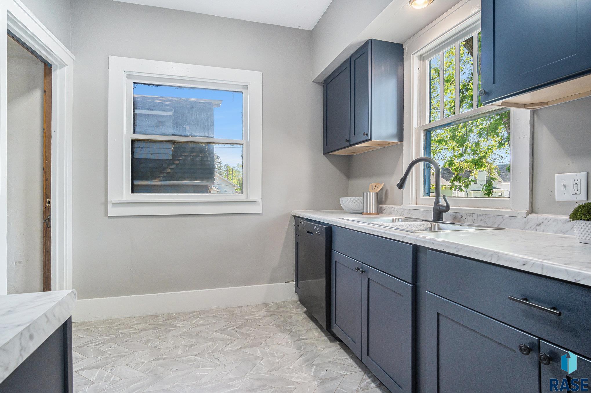 1501 E 6th St Street, Sioux Falls, New Jersey image 12