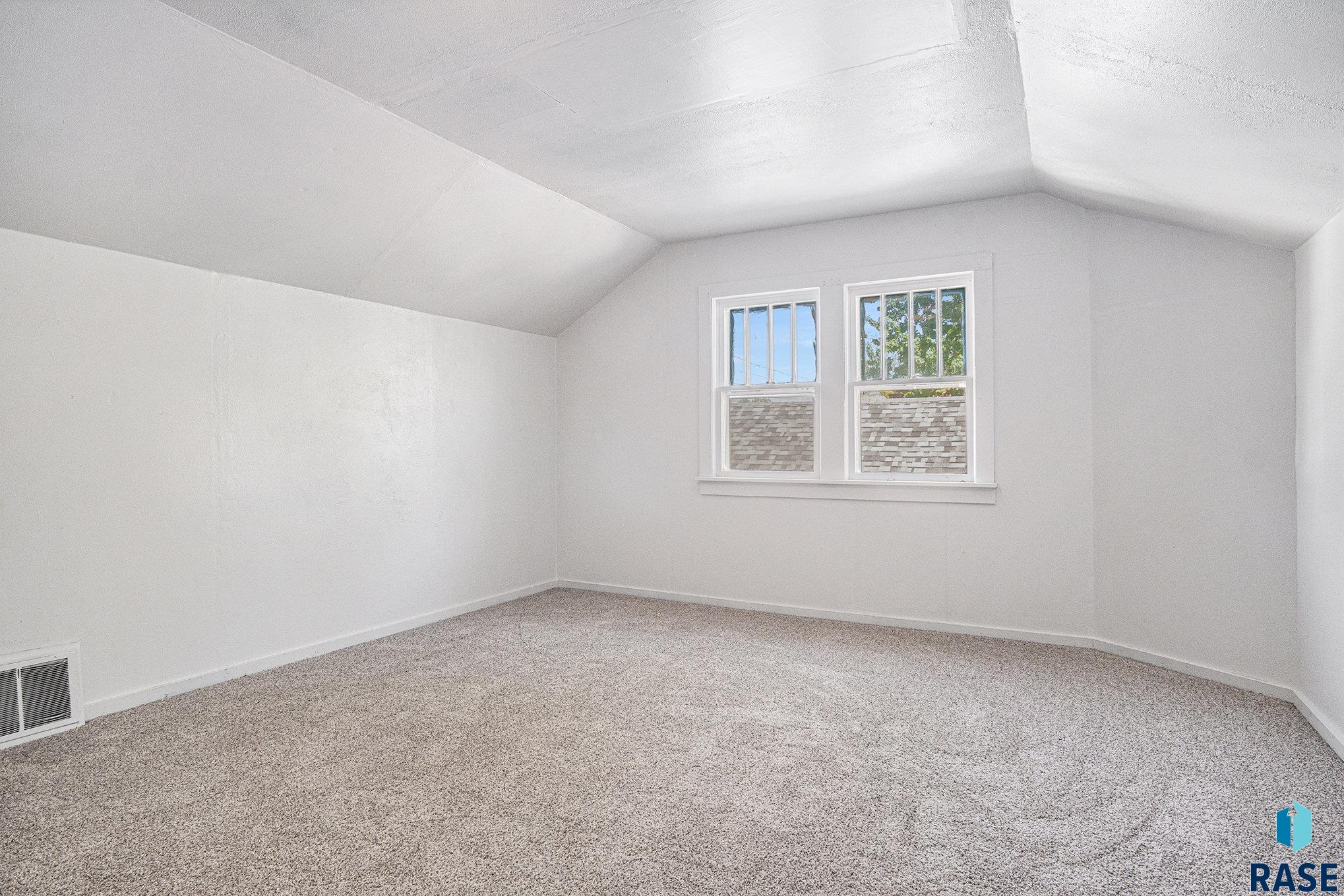 1501 E 6th St Street, Sioux Falls, New Jersey image 22