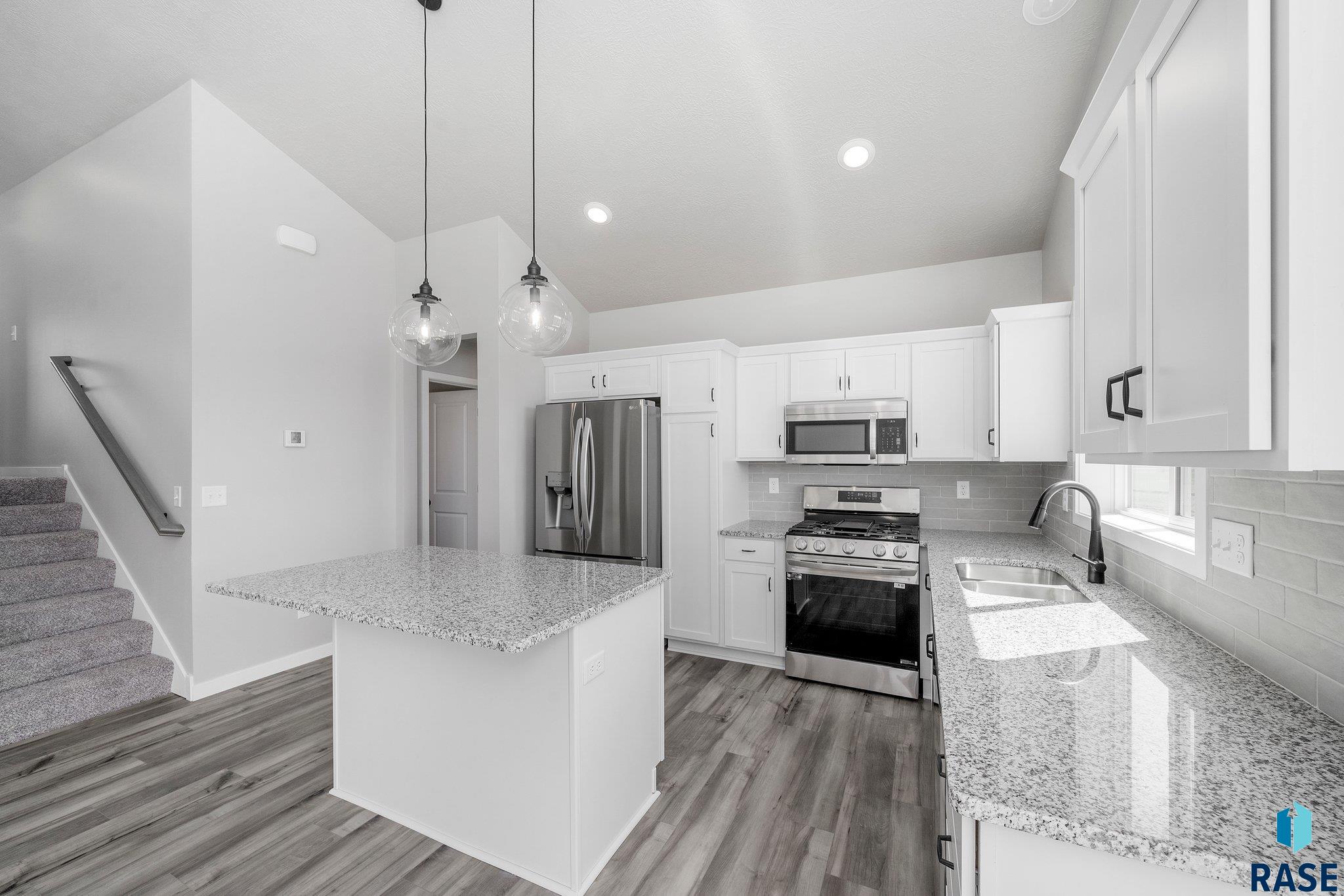 3000 S Copper Creek Ave Avenue, Sioux Falls, South Dakota image 3
