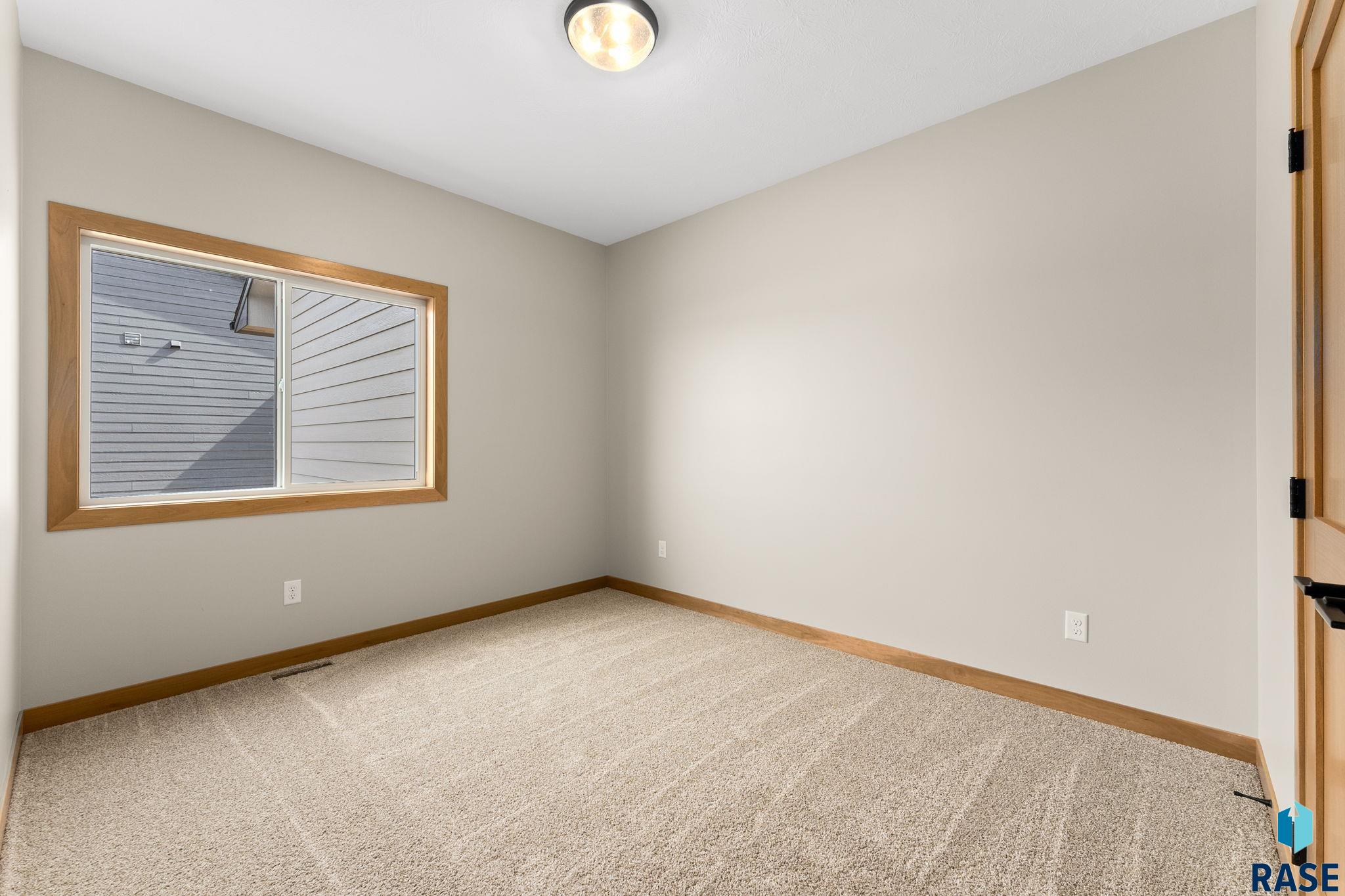 110 Patricia St Street, Harrisburg, South Dakota image 28