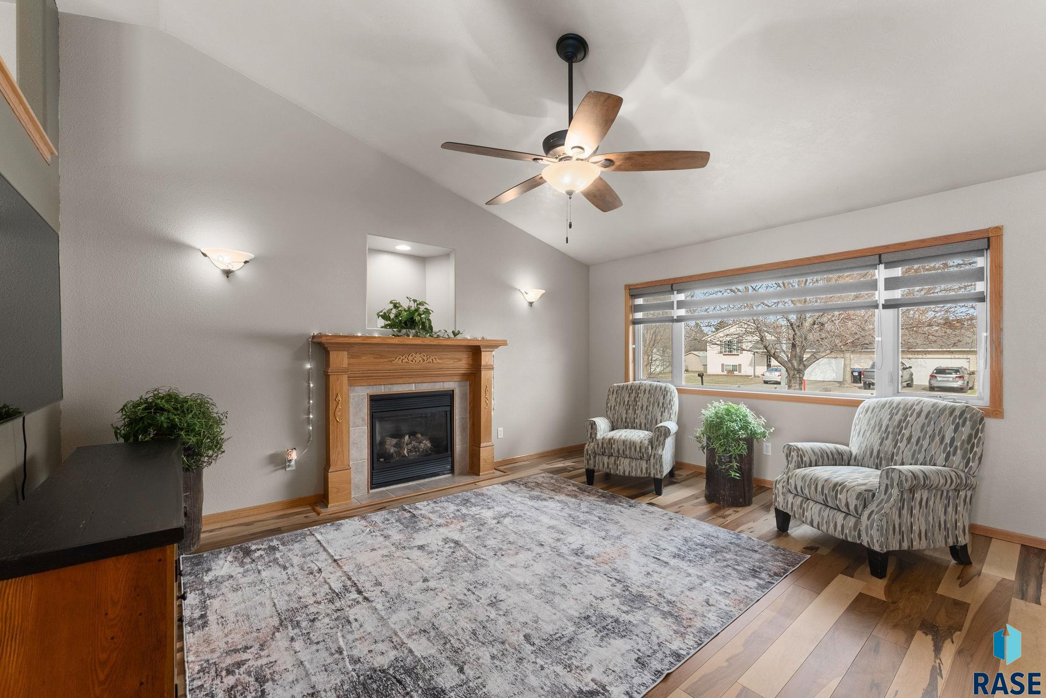 115 Deerview Ave Avenue, Tea, South Dakota image 5