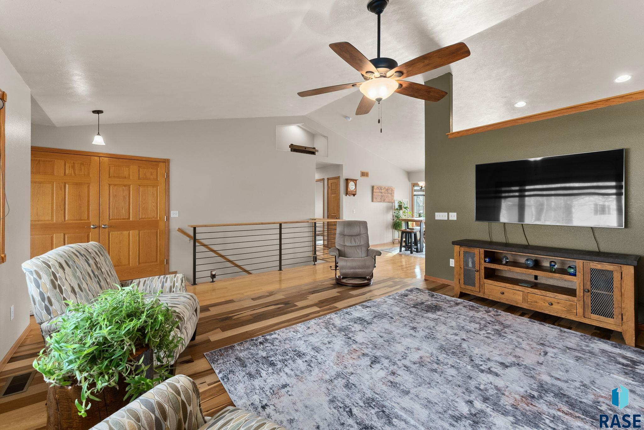 115 Deerview Ave Avenue, Tea, South Dakota image 6