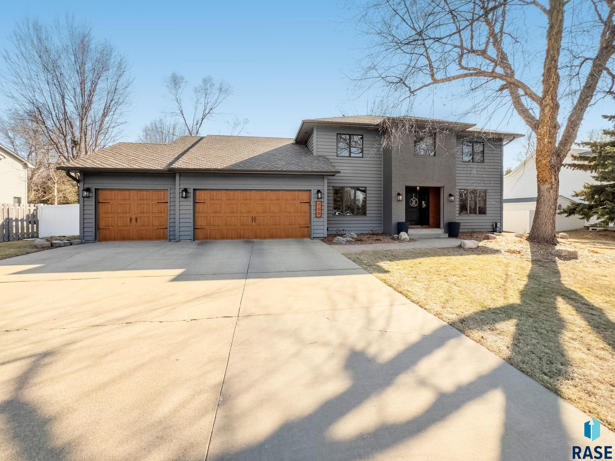 705 E Meadowlark Trl Trail, Sioux Falls, South Dakota image 1