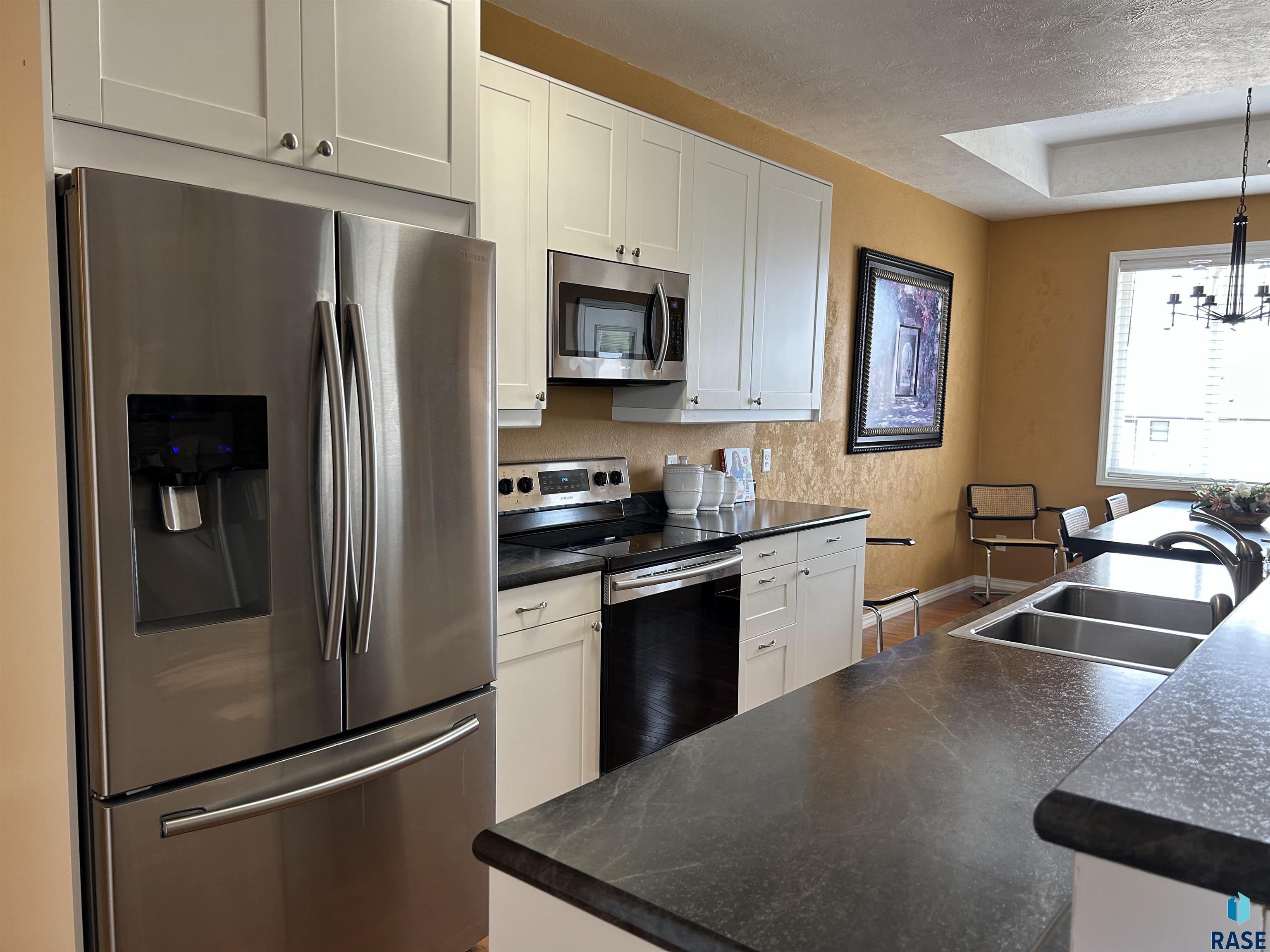 1013 N Danielle Dr Drive, Sioux Falls, South Dakota image 4