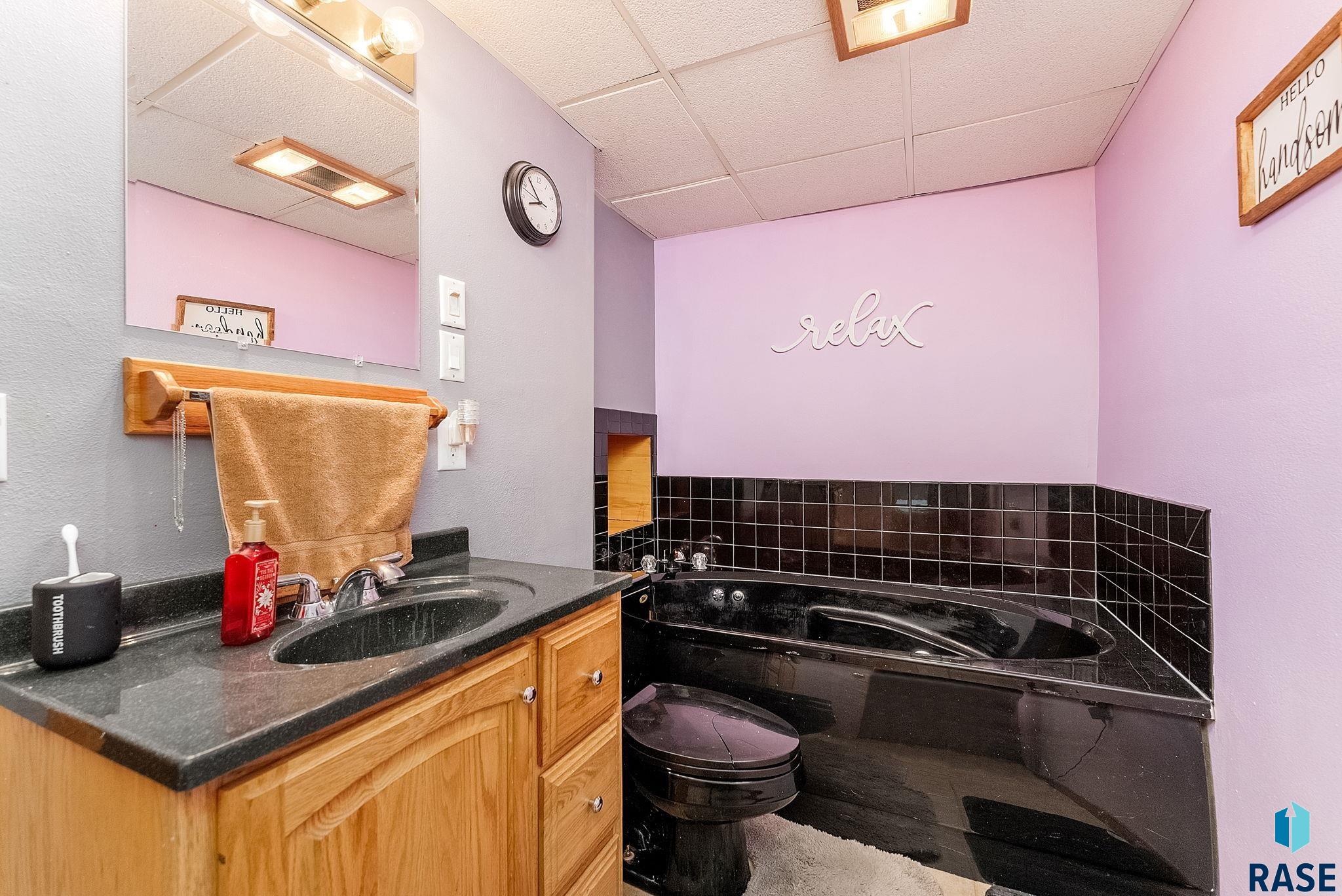 624 Hickory Ln Lane, Harrisburg, South Dakota image 15